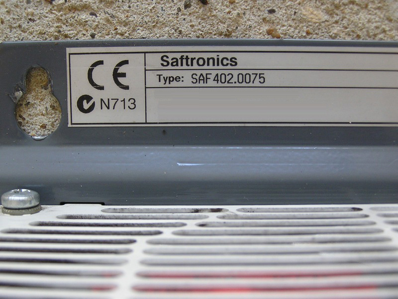 Photo Used SAFTRONICS DC400 For Sale