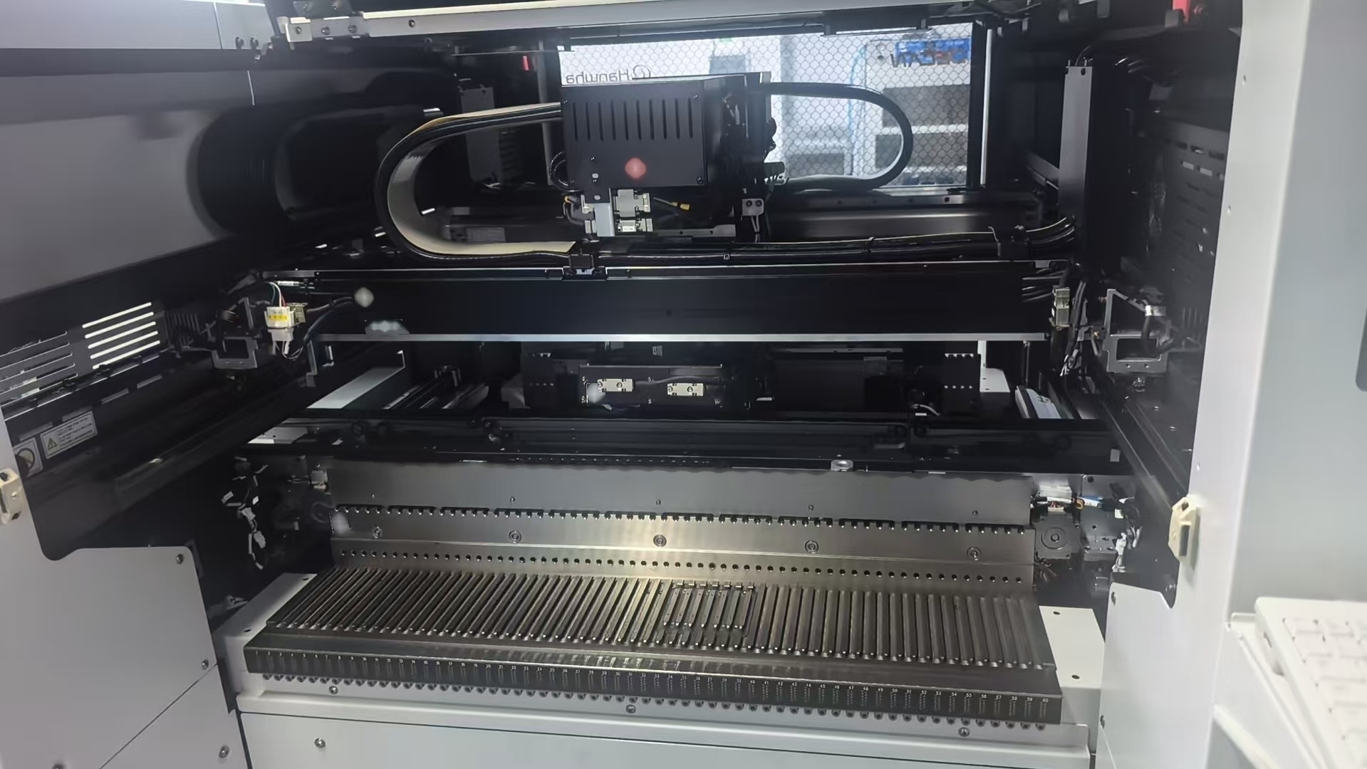 Photo Utilisé SAMSUNG / HANWHA Decan S2 À vendre
