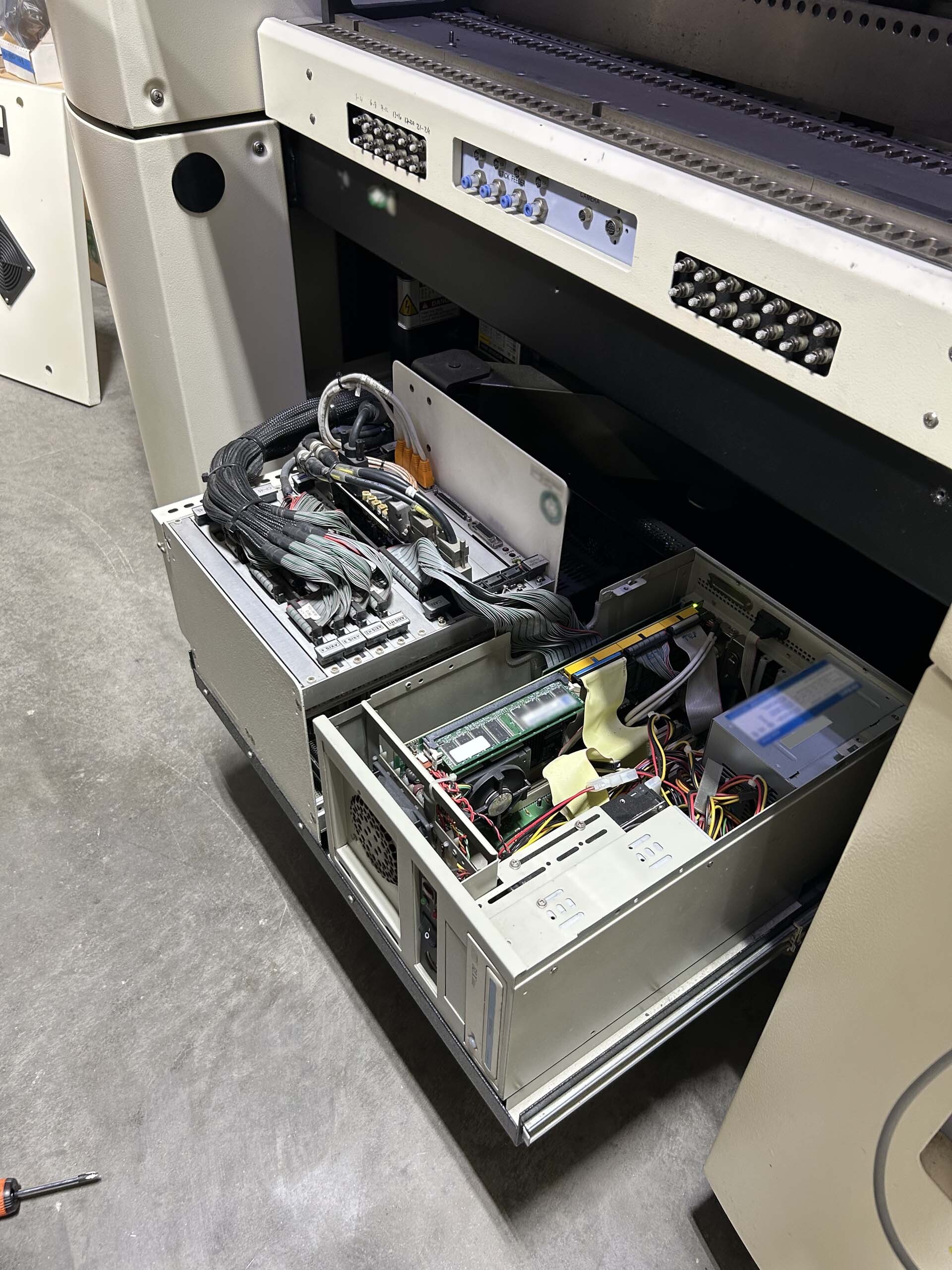 사진 사용됨 SAMSUNG CP-45F NEO 판매용