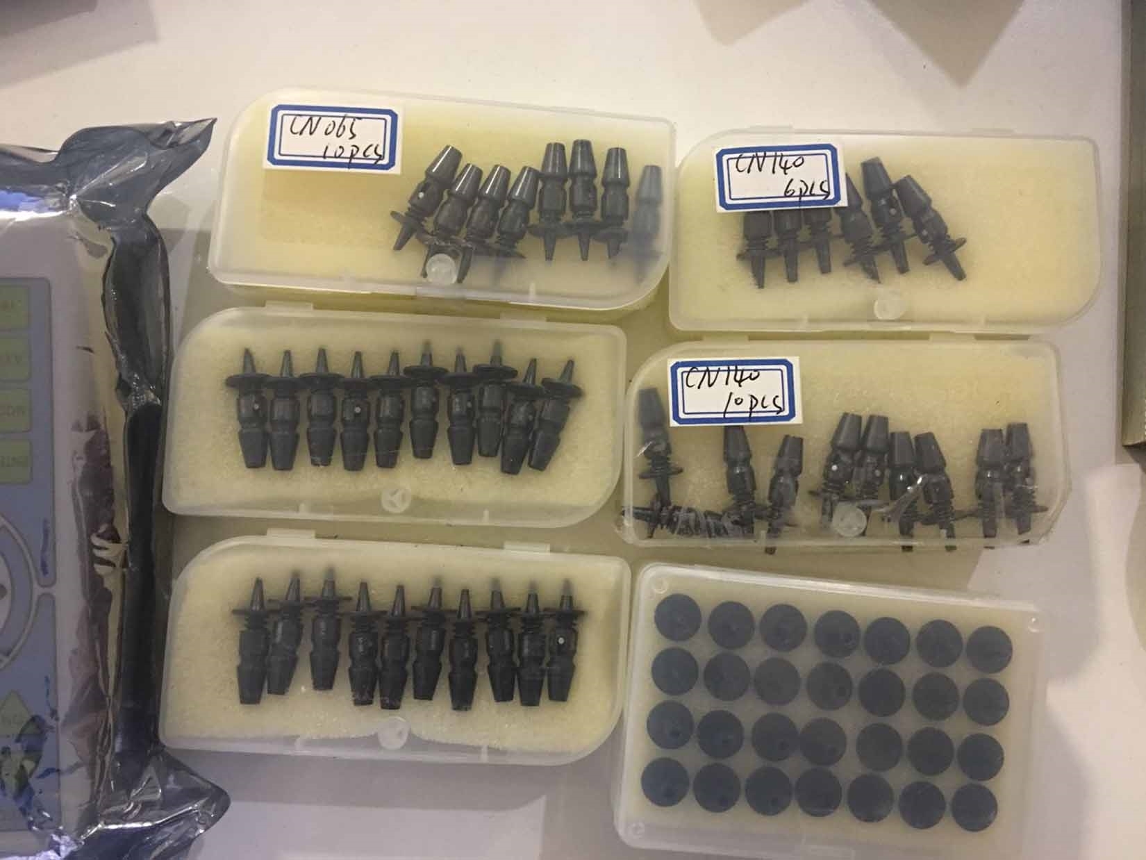 圖為 已使用的 SAMSUNG Lot of Nozzles 待售