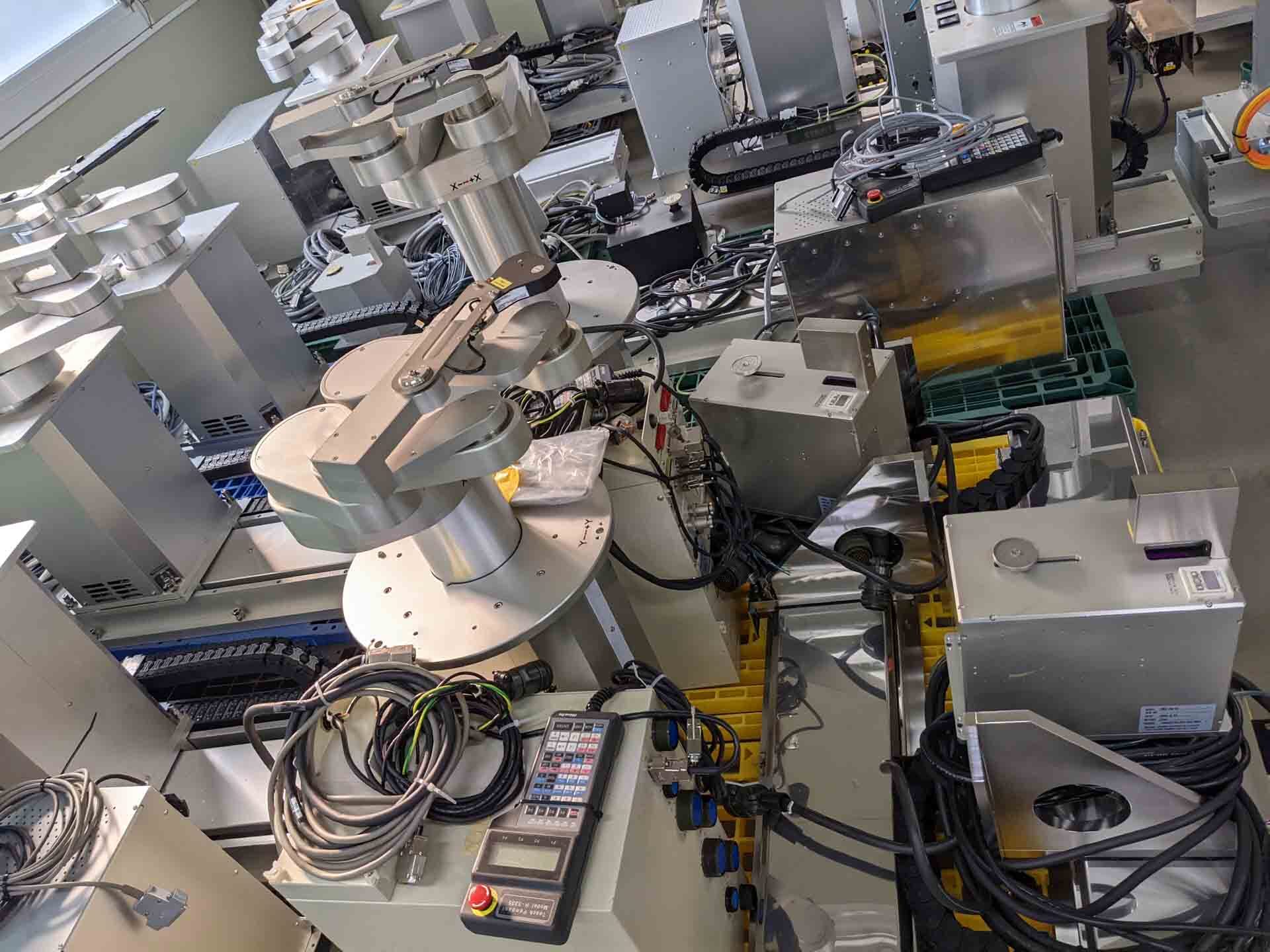 Photo Used SAMSUNG Lot of robots For Sale