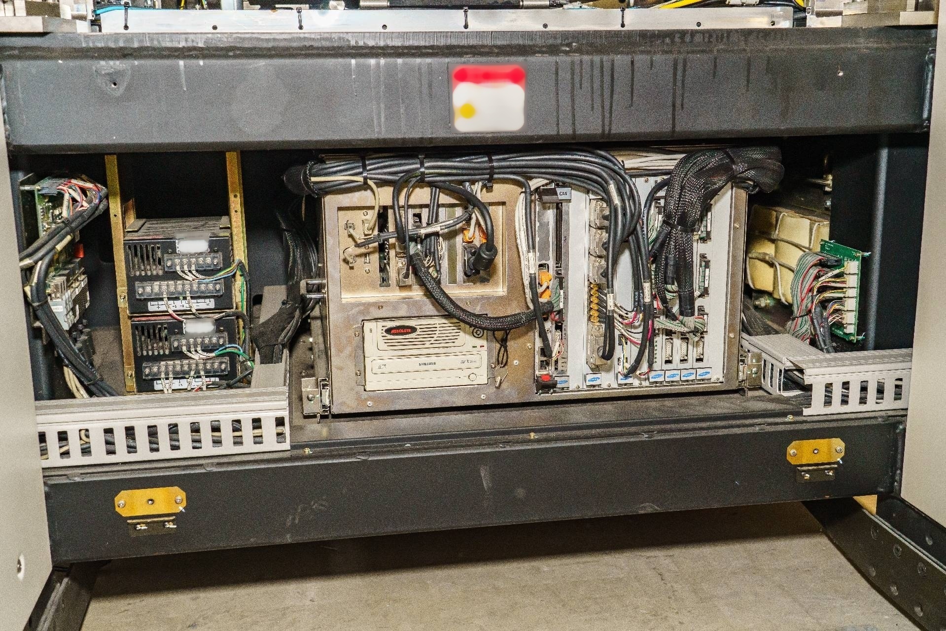 Photo Used SAMSUNG SM-321 For Sale