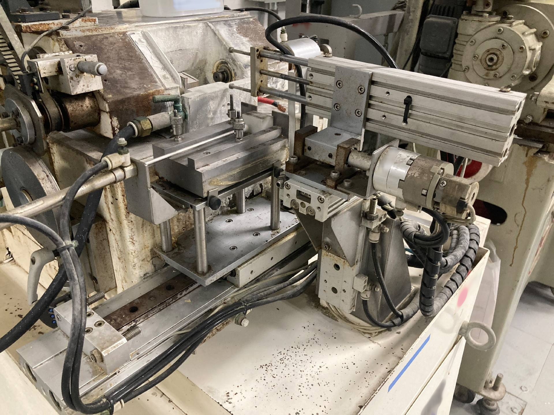Foto Verwendet SANRITSU CHEMICALS BE-WF-6S Zum Verkauf