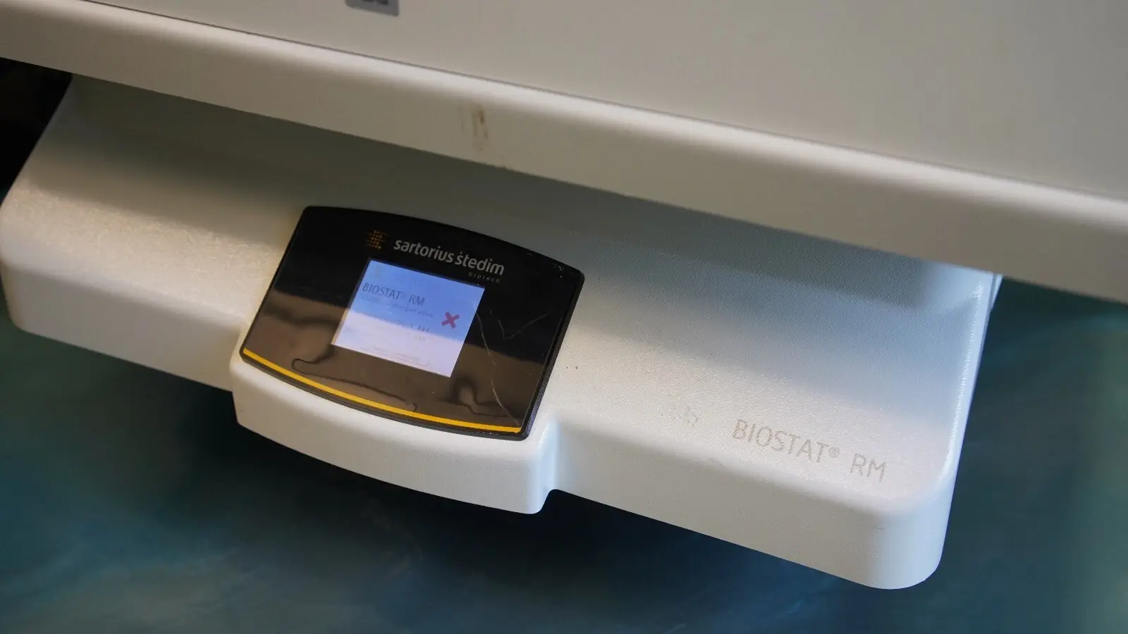 Photo Used SARTORIUS BIOSTAT RM 20/50 Basic For Sale