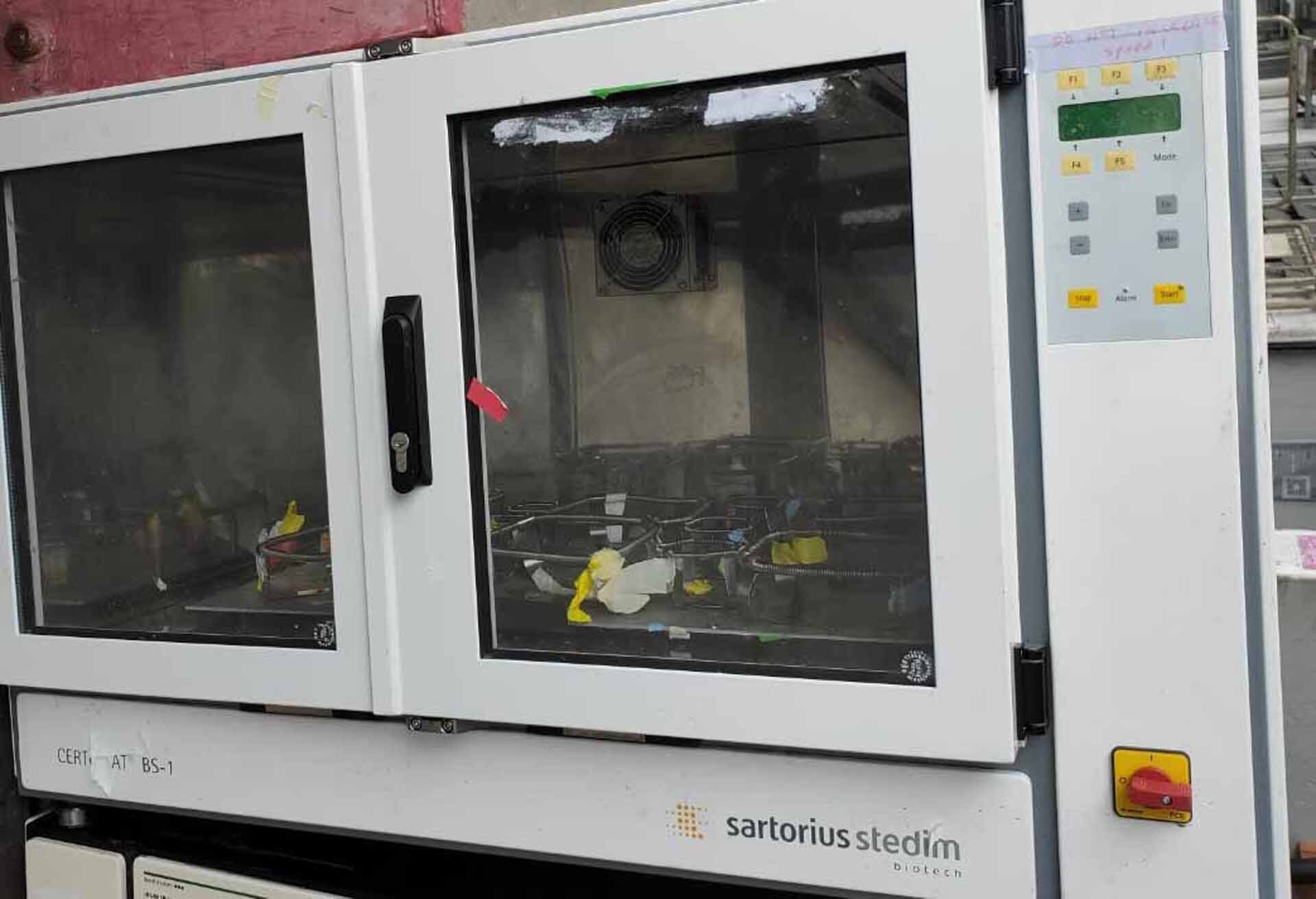 Photo Used SARTORIUS Certomat BS-1 For Sale