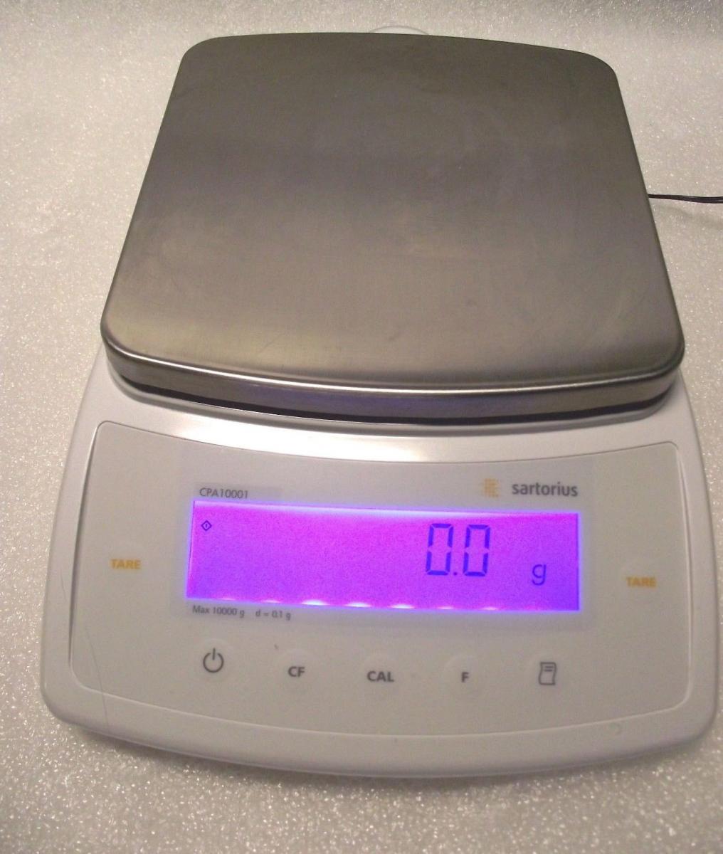 Photo Used SARTORIUS CPA 10001 For Sale