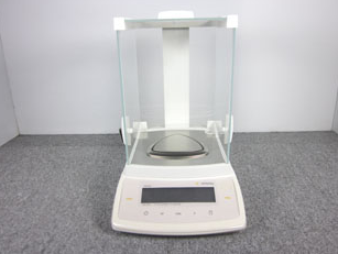 圖為 已使用的 SARTORIUS CPA225D 待售
