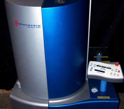 Photo Used SAVANT / THERMO FINNIGAN Discovery SpeedVac 220 For Sale
