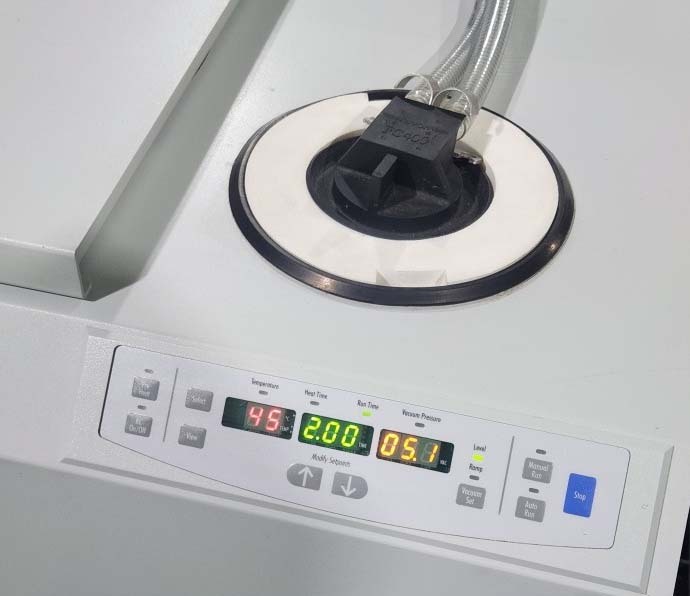 フォト（写真） 使用される SAVANT / THERMO FISHER SpeedVac SPD2010-220 販売のために