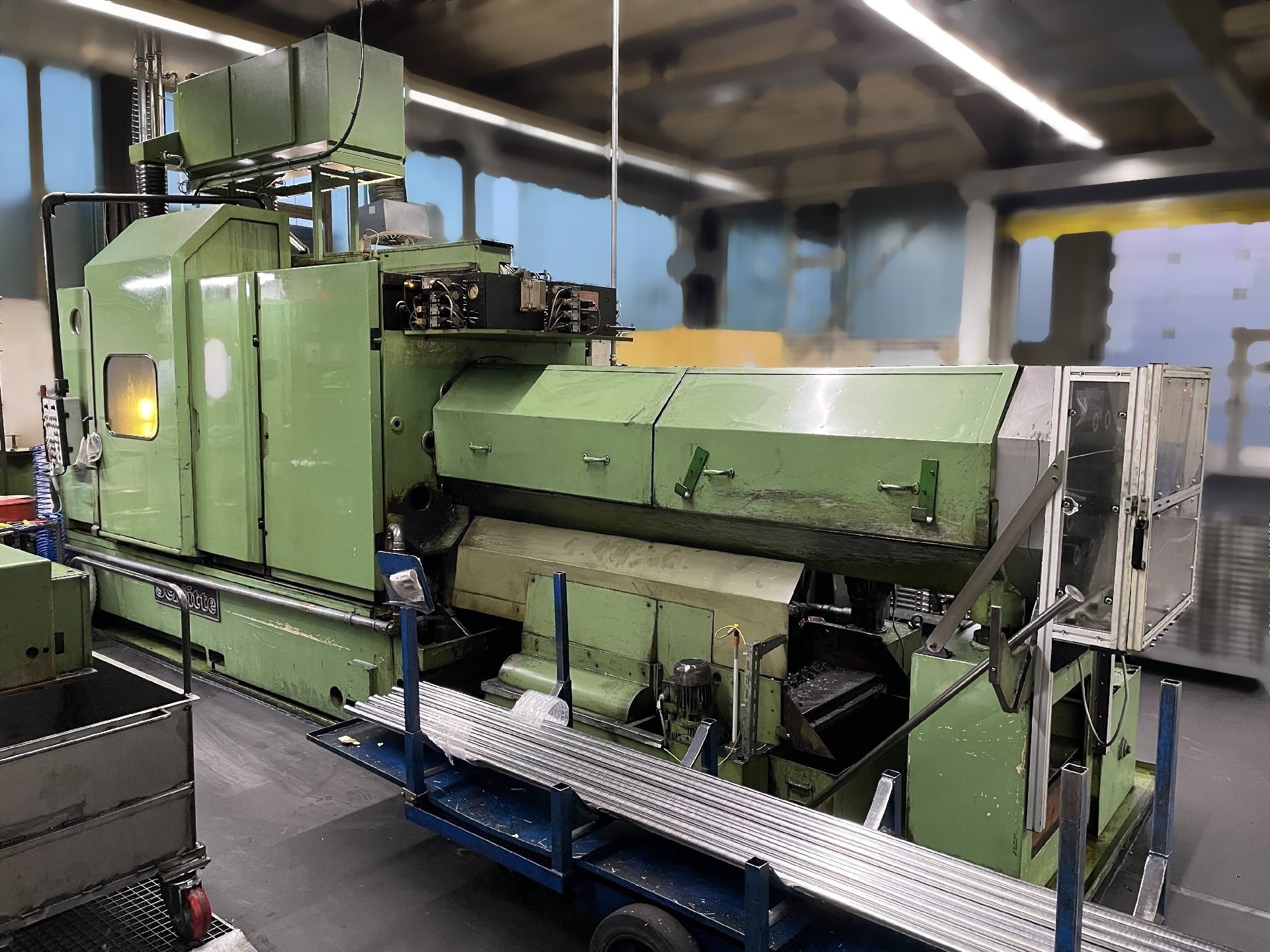 Photo Utilisé SCHÜTTE AF42 À vendre