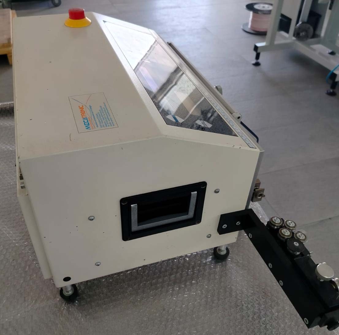 Photo Used SCHLEUNIGER CS 9050 For Sale