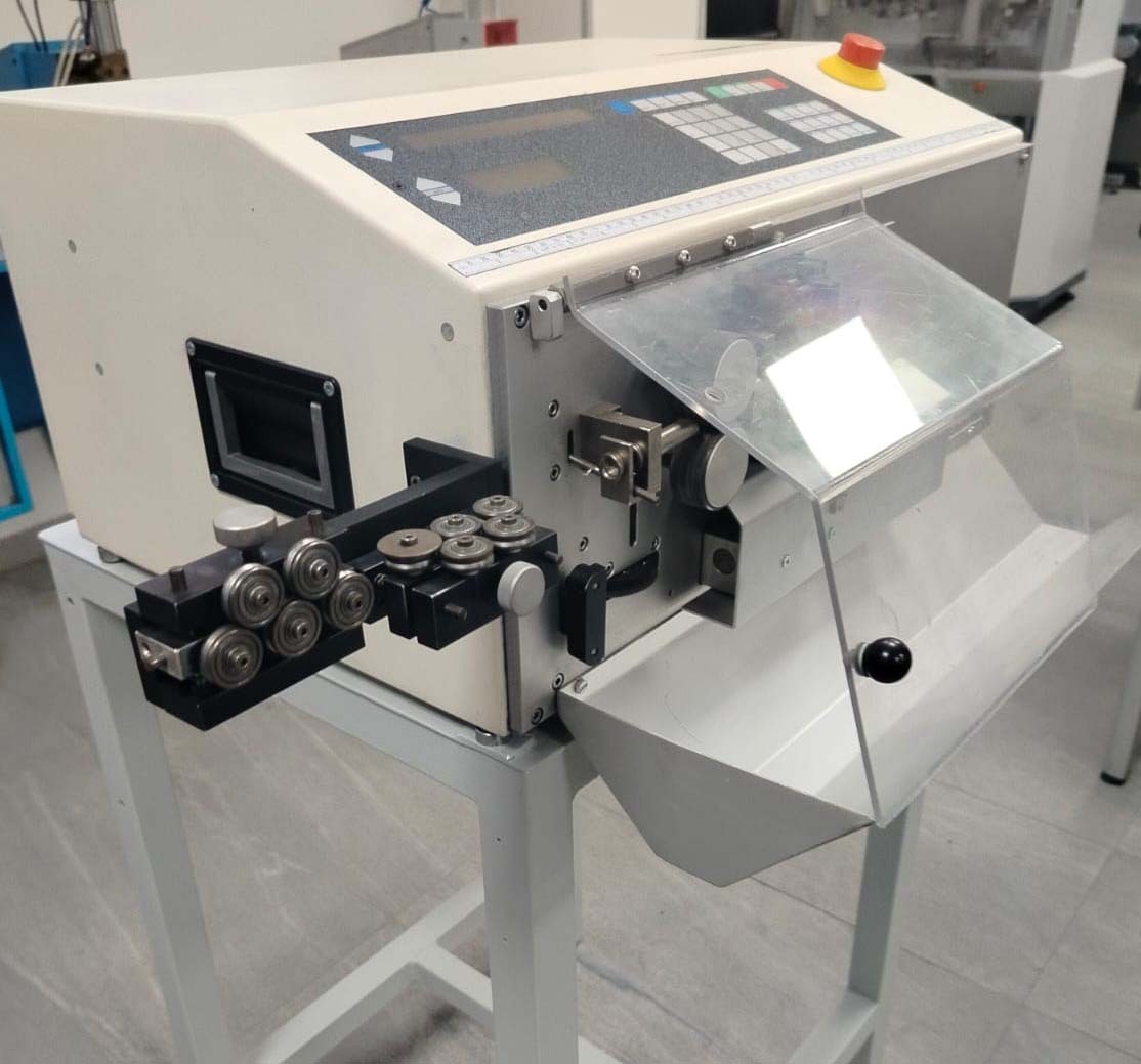 사진 사용됨 SCHLEUNIGER CS 9100 판매용