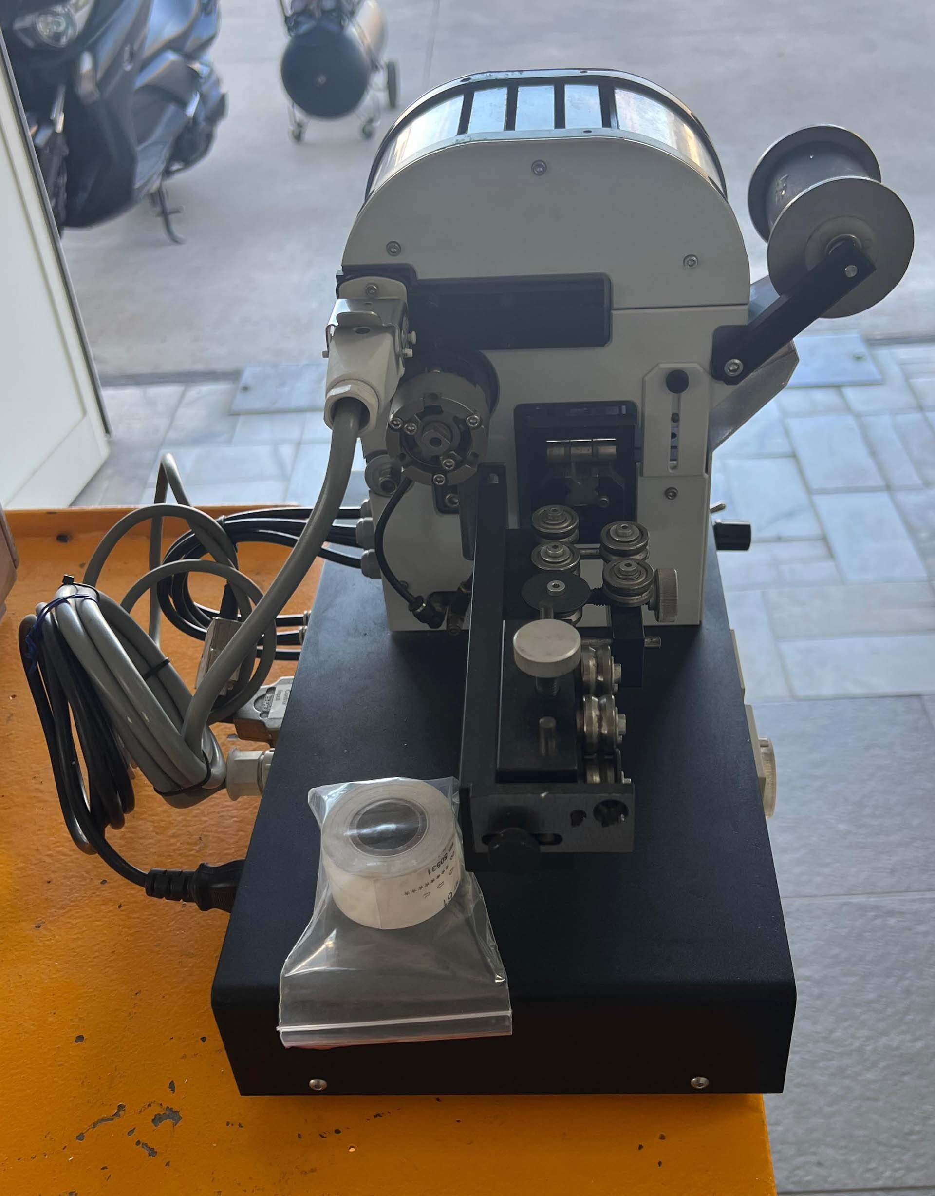 사진 사용됨 SCHLEUNIGER HotStamp 4140 판매용