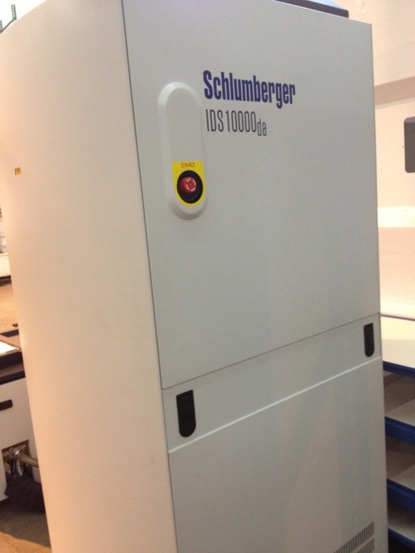 Photo Used SCHLUMBERGER IDS 10000da For Sale