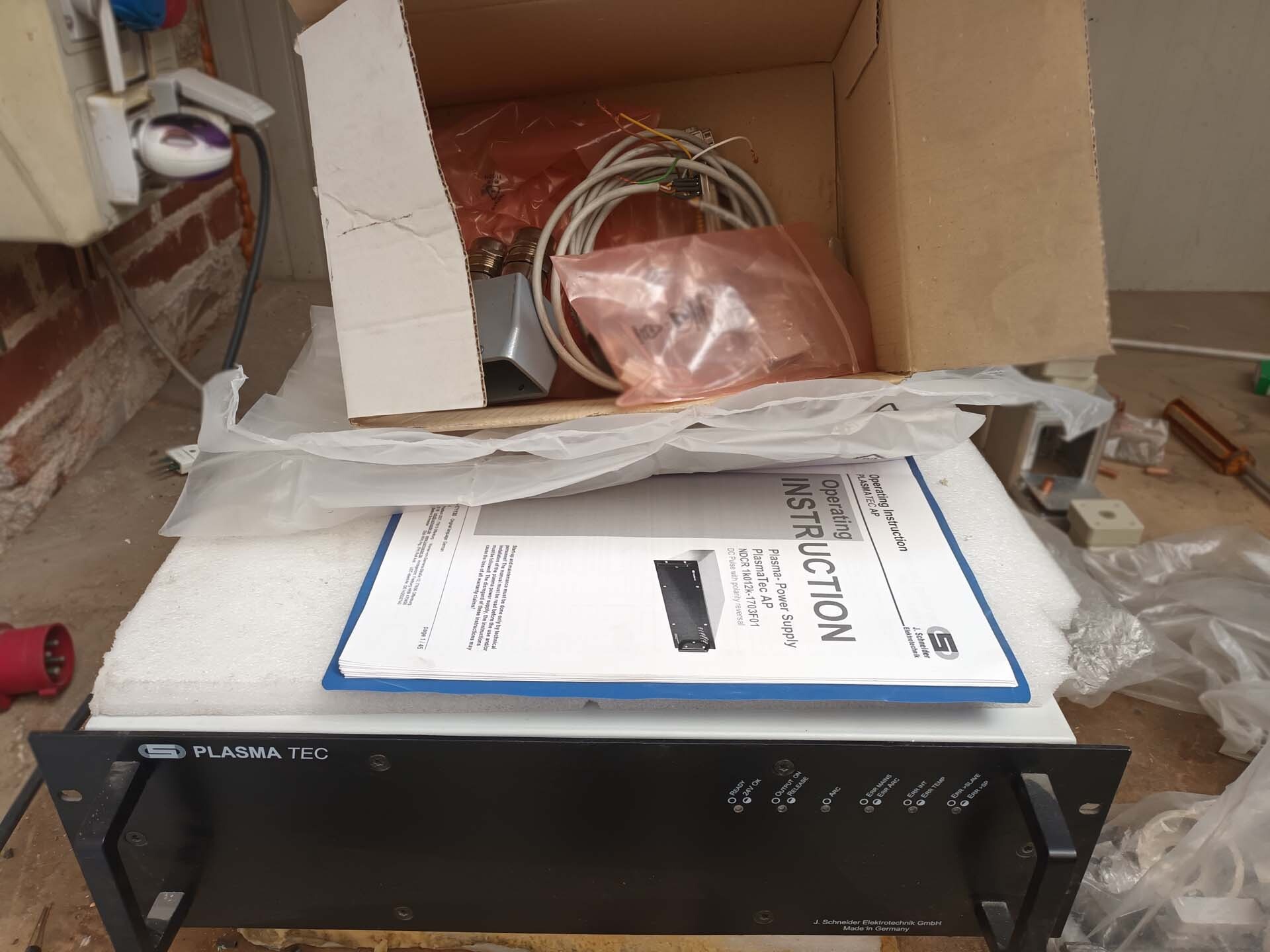 圖為 已使用的 SCHNEIDER PlasmaTec AP 待售