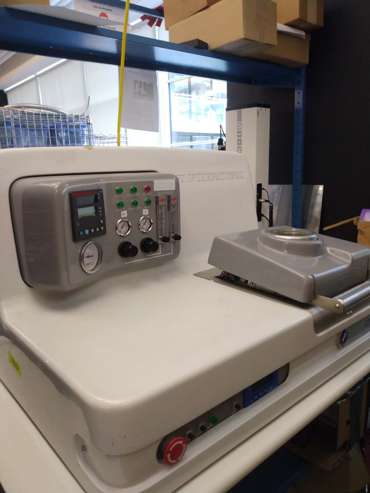 Photo Used SCIENTIFIC SEALING TECHNOLOGY / SST 1200 For Sale