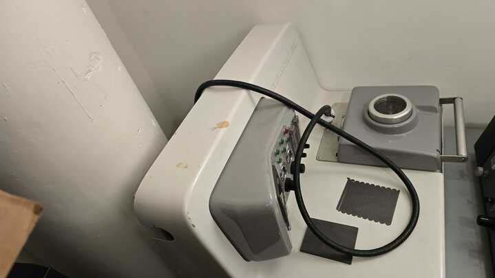 图为 已使用的 SCIENTIFIC SEALING TECHNOLOGY / SST 1200 待售