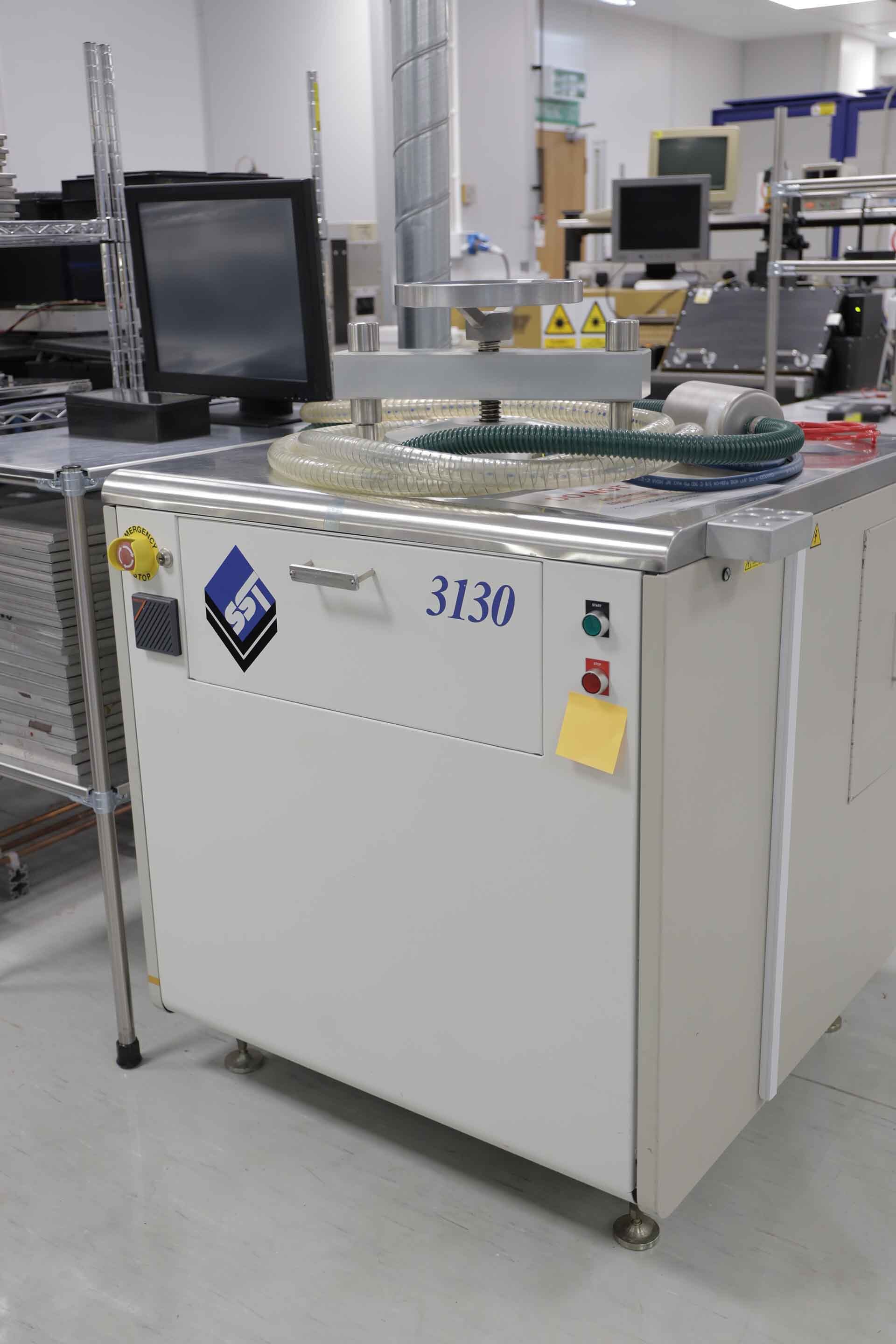 Photo Used SCIENTIFIC SEALING TECHNOLOGY / SST 3130-CE For Sale