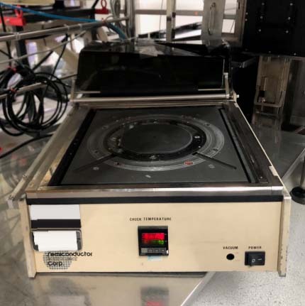 フォト（写真） 使用される SEMI CONDUCTOR CORP Mounter 販売のために