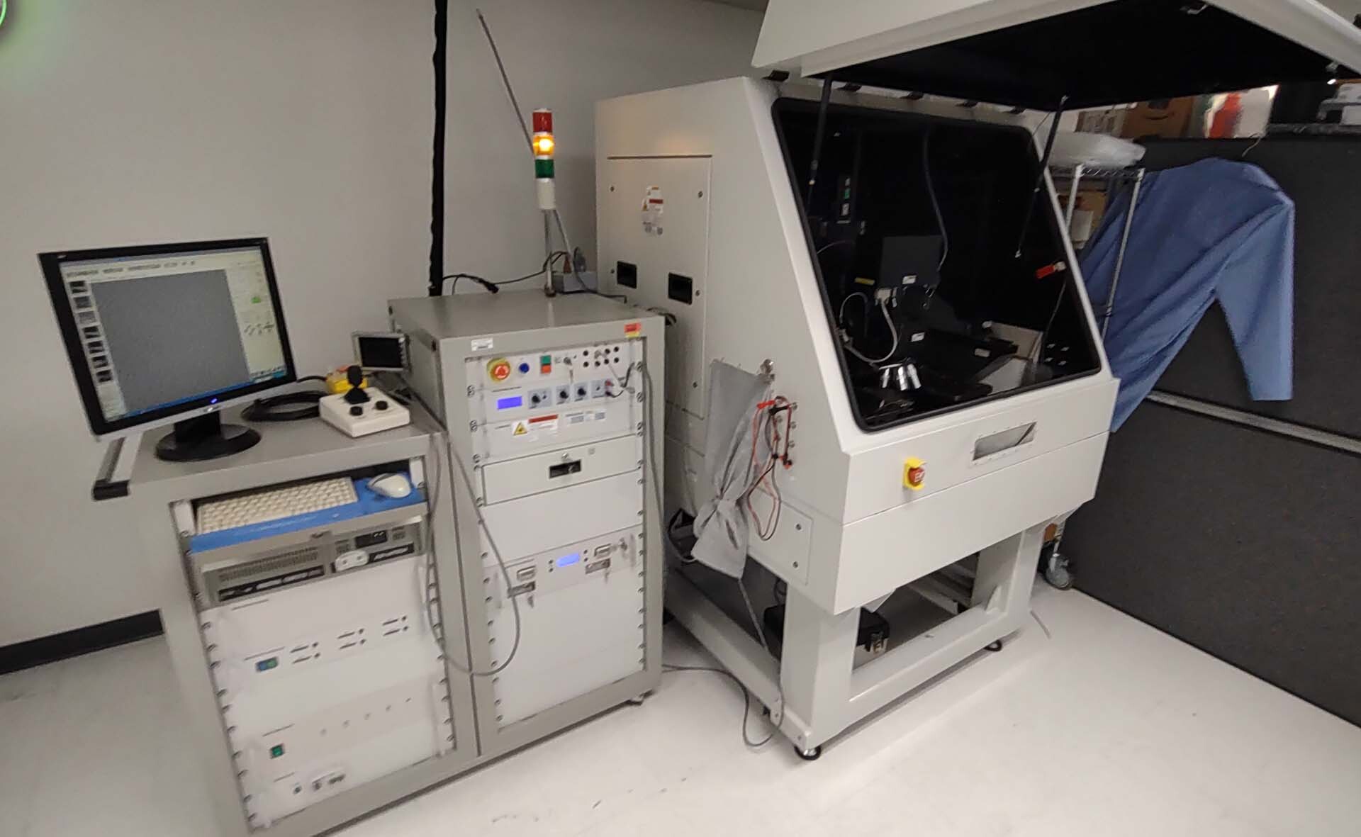 Photo Used SEMICAPS SOM/PEM 1100 For Sale