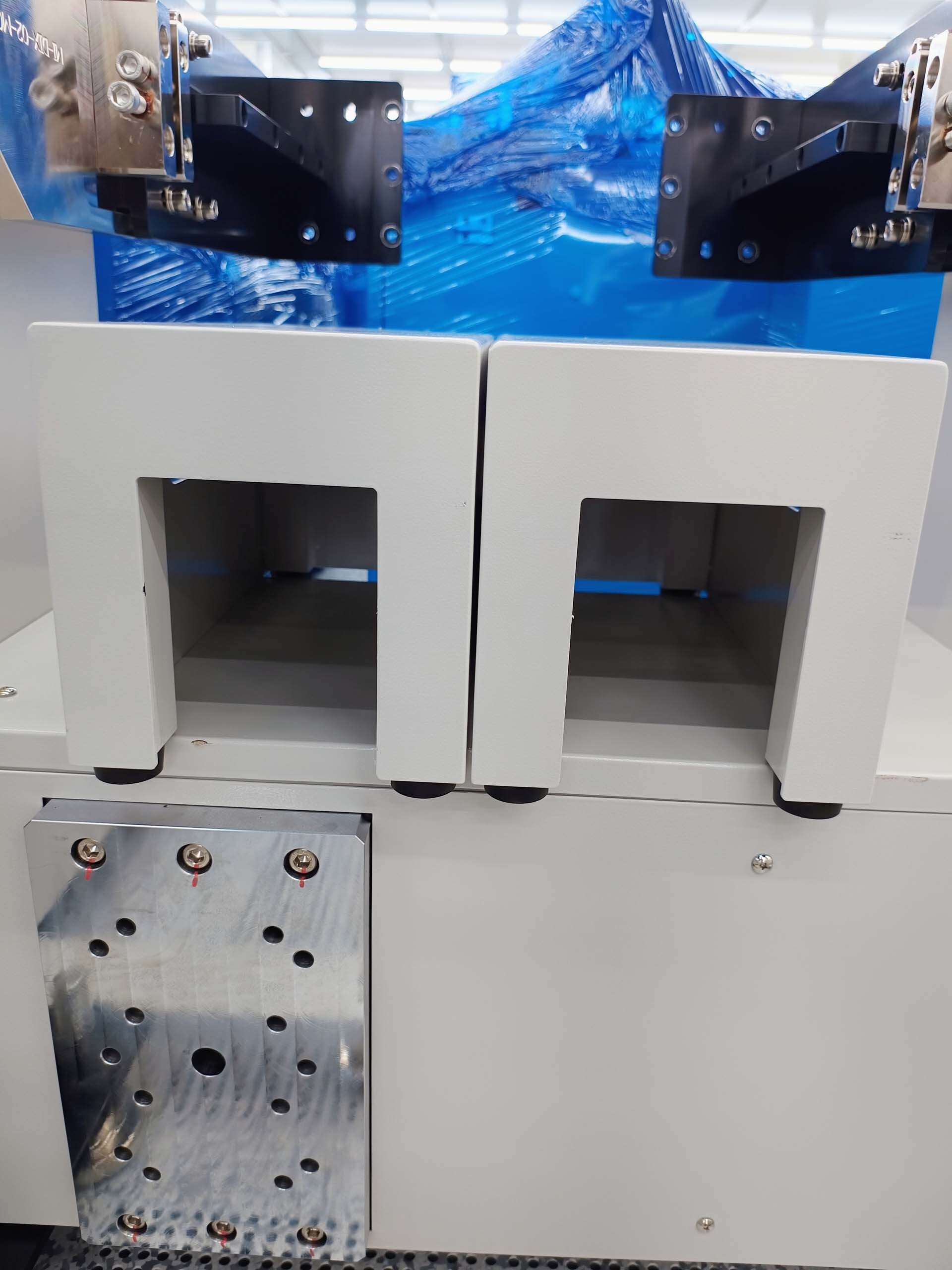 Foto Verwendet SEMICS Manipulator Zum Verkauf
