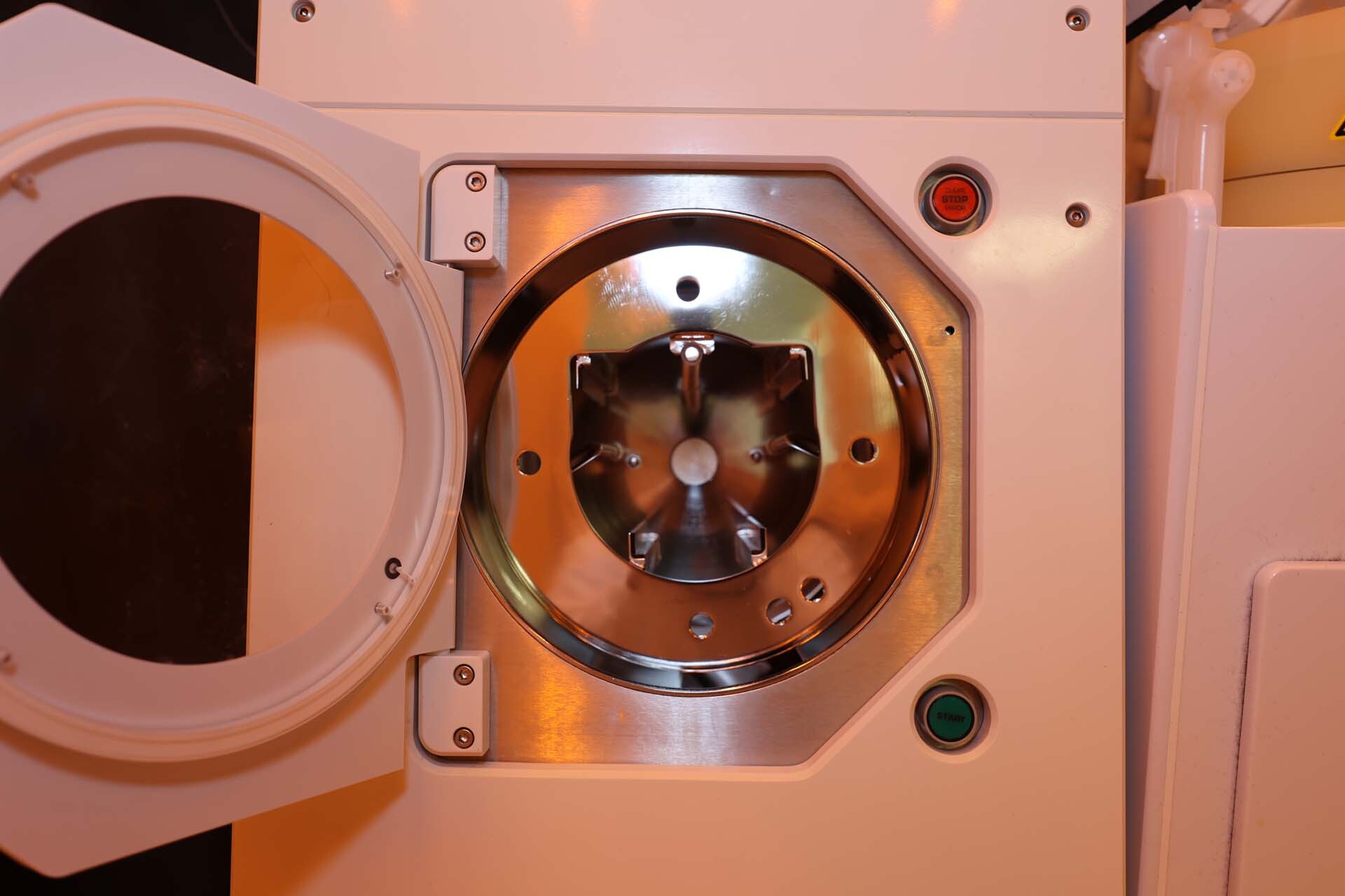 Foto Verwendet SEMITOOL 870 Zum Verkauf