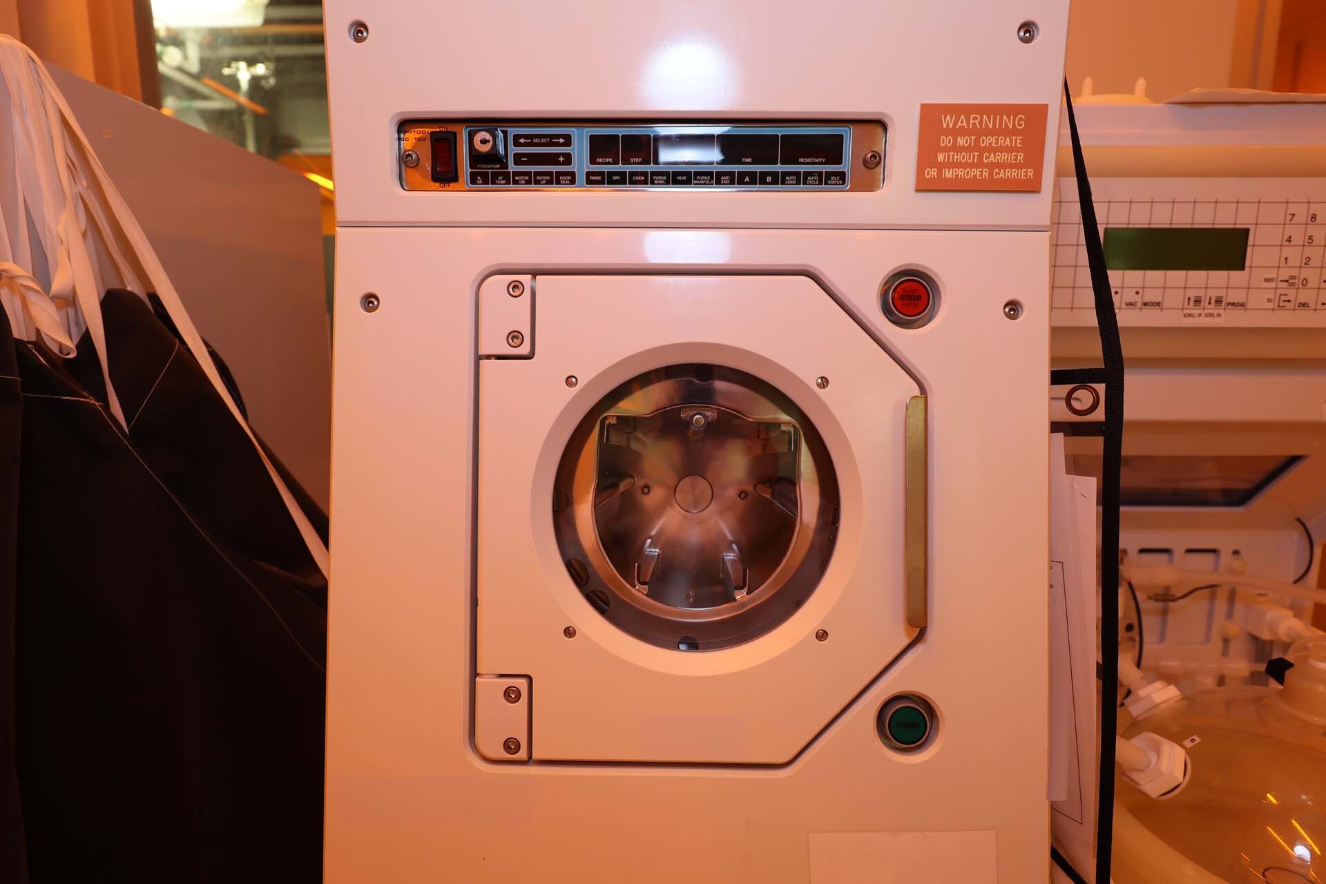 Foto Verwendet SEMITOOL 870 Zum Verkauf
