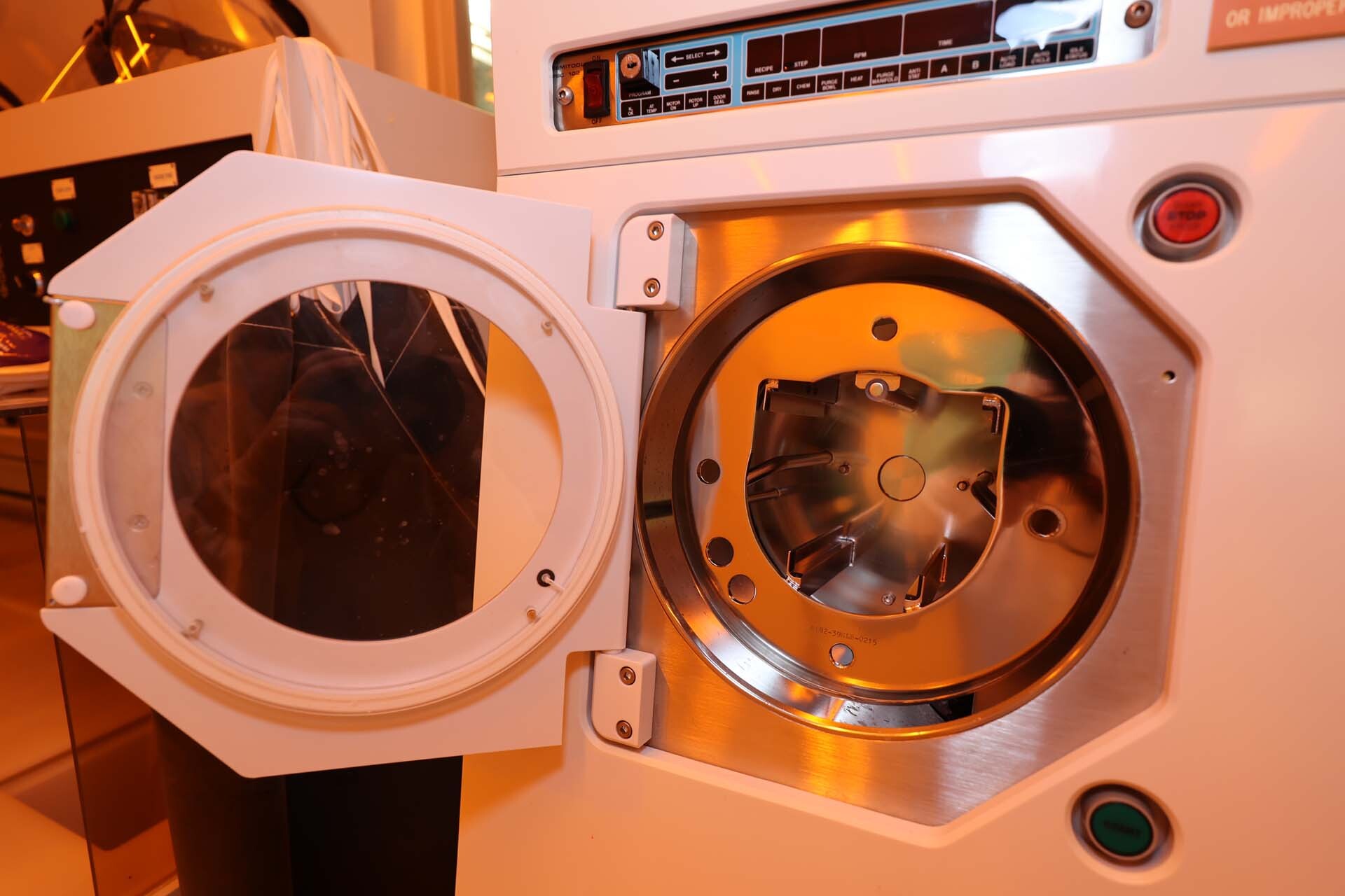 Foto Verwendet SEMITOOL 870 Zum Verkauf