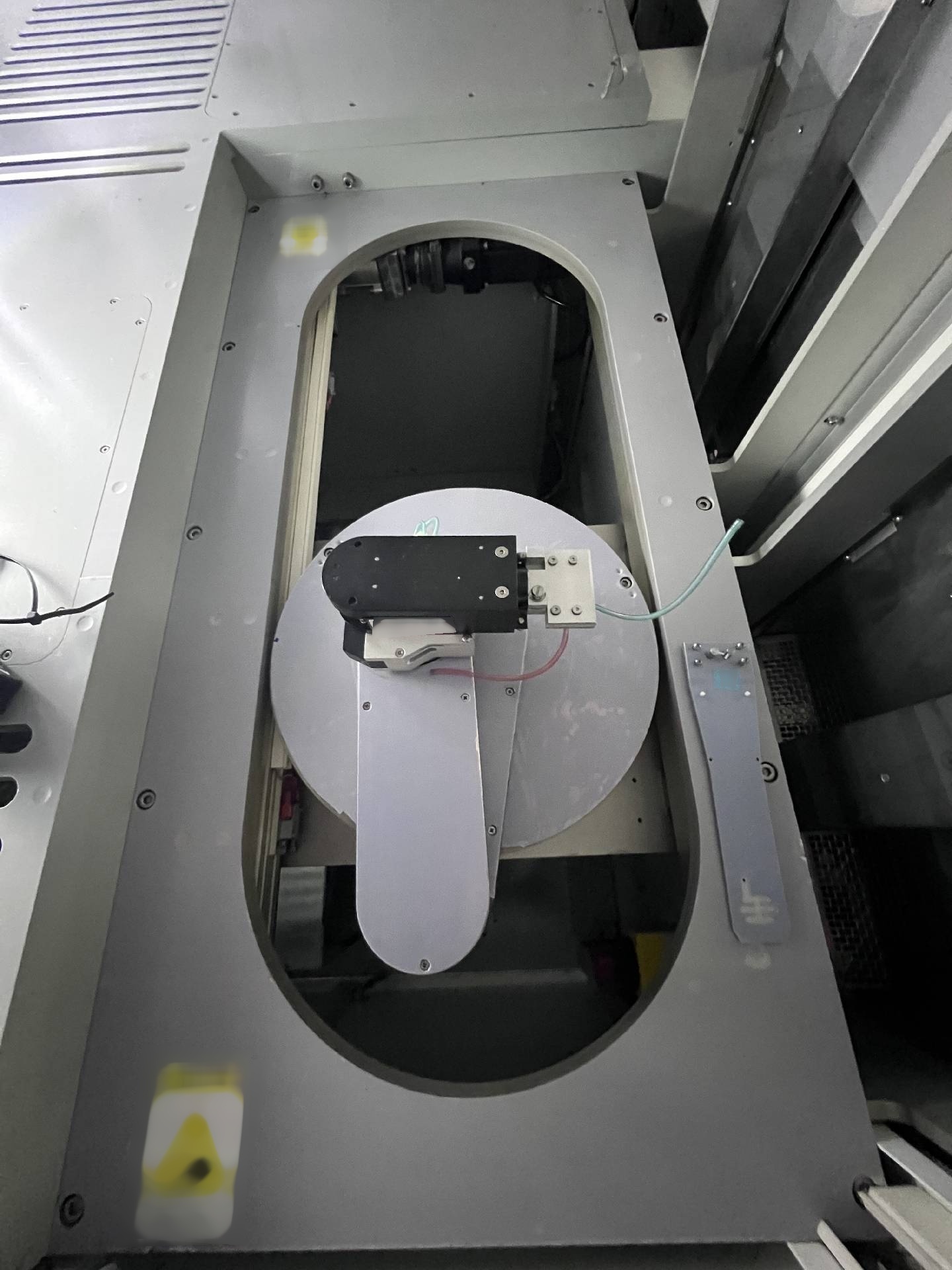 フォト（写真） 使用される SEZ / LAM RESEARCH 304 販売のために