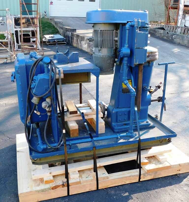 Photo Utilisé SHARPLES AP-12VH À vendre
