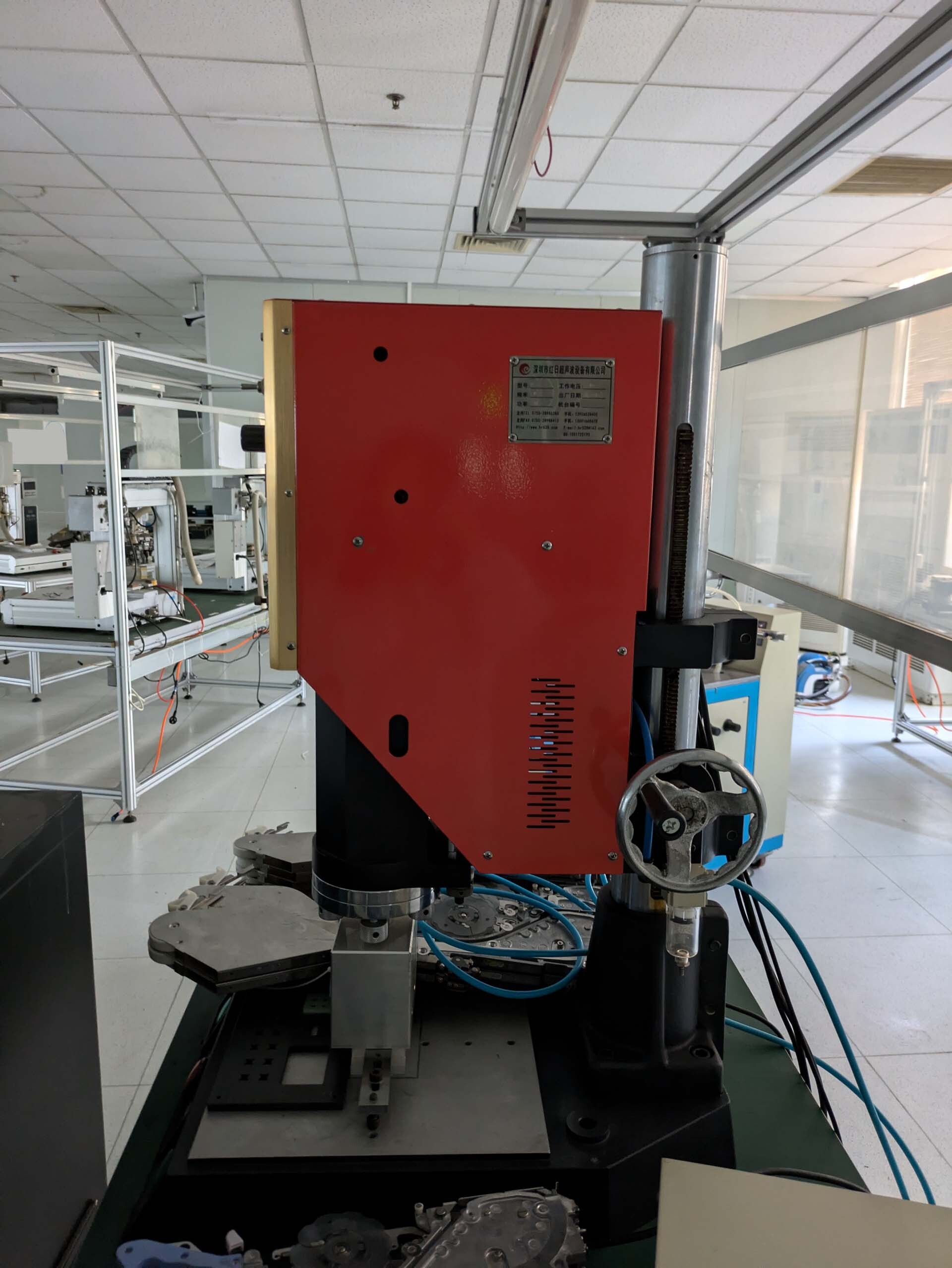 사진 사용됨 SHENZHEN Lot of equipment 판매용