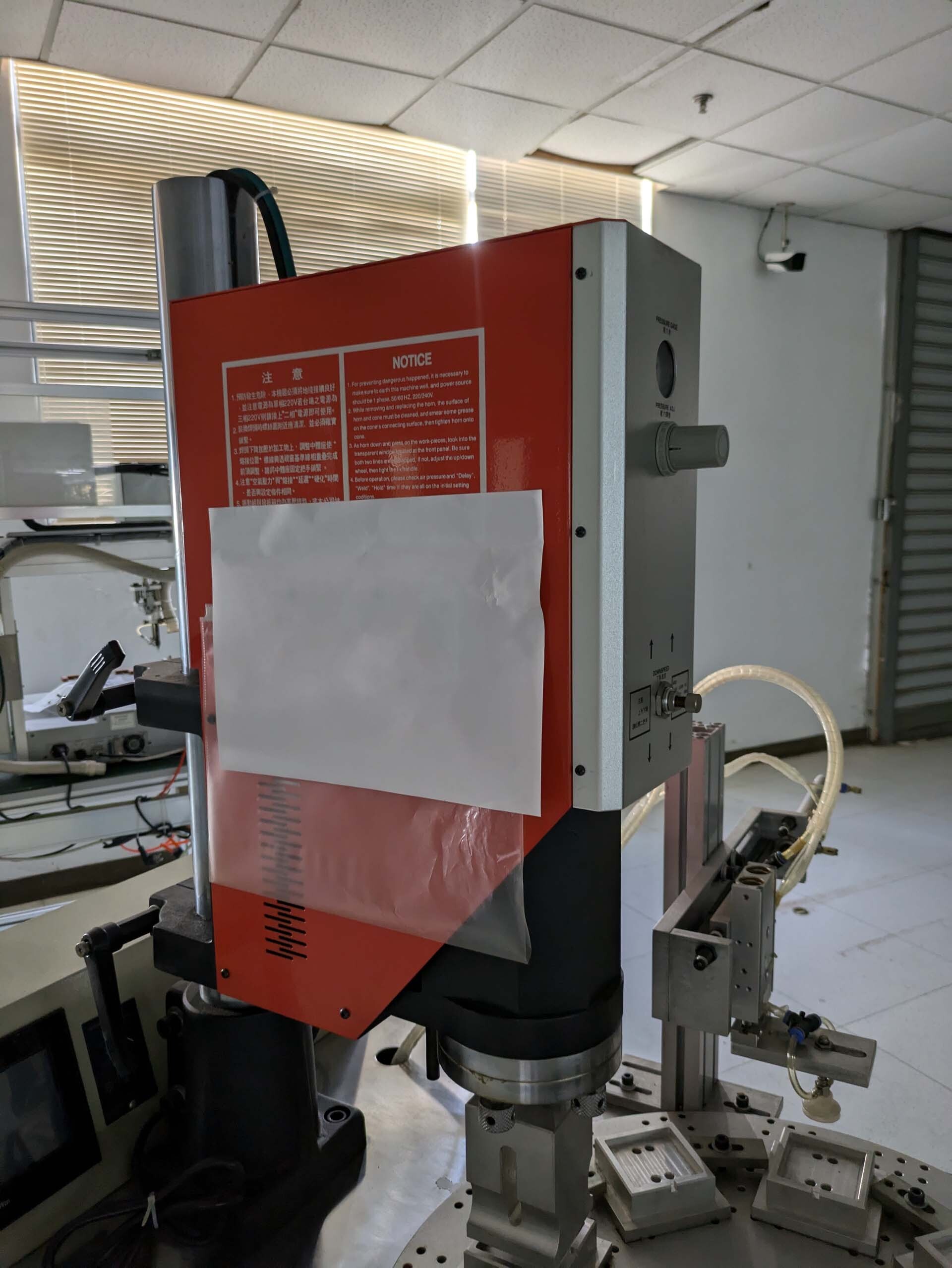 사진 사용됨 SHENZHEN Lot of equipment 판매용