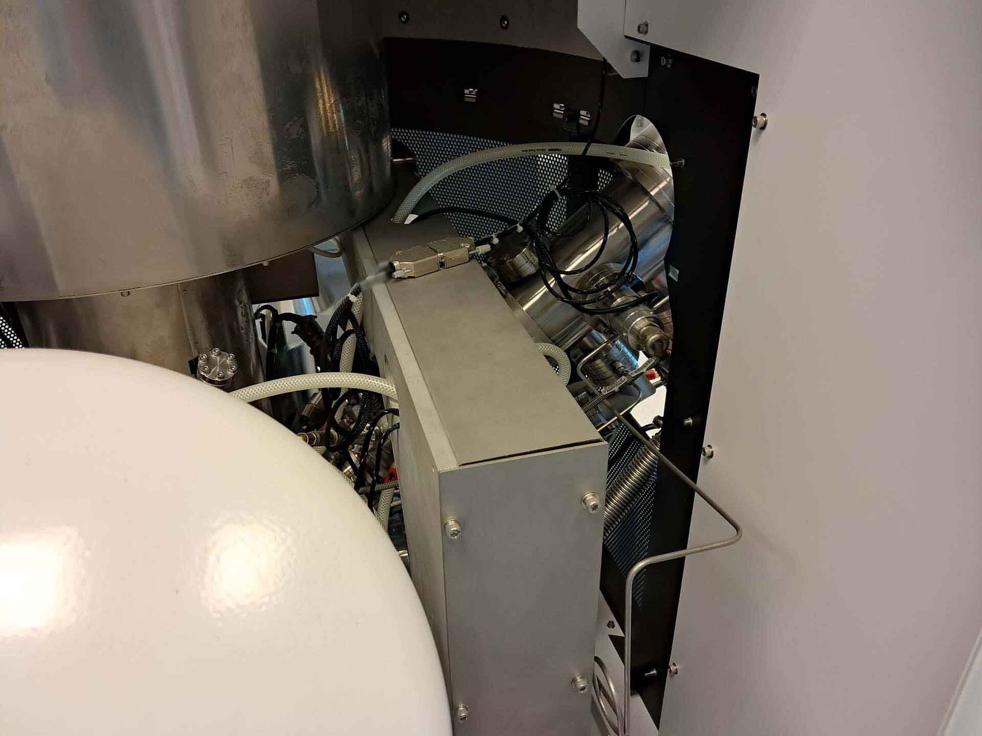 Foto Verwendet SHIMADZU / KRATOS ANALYTICAL AXIS Supra Zum Verkauf