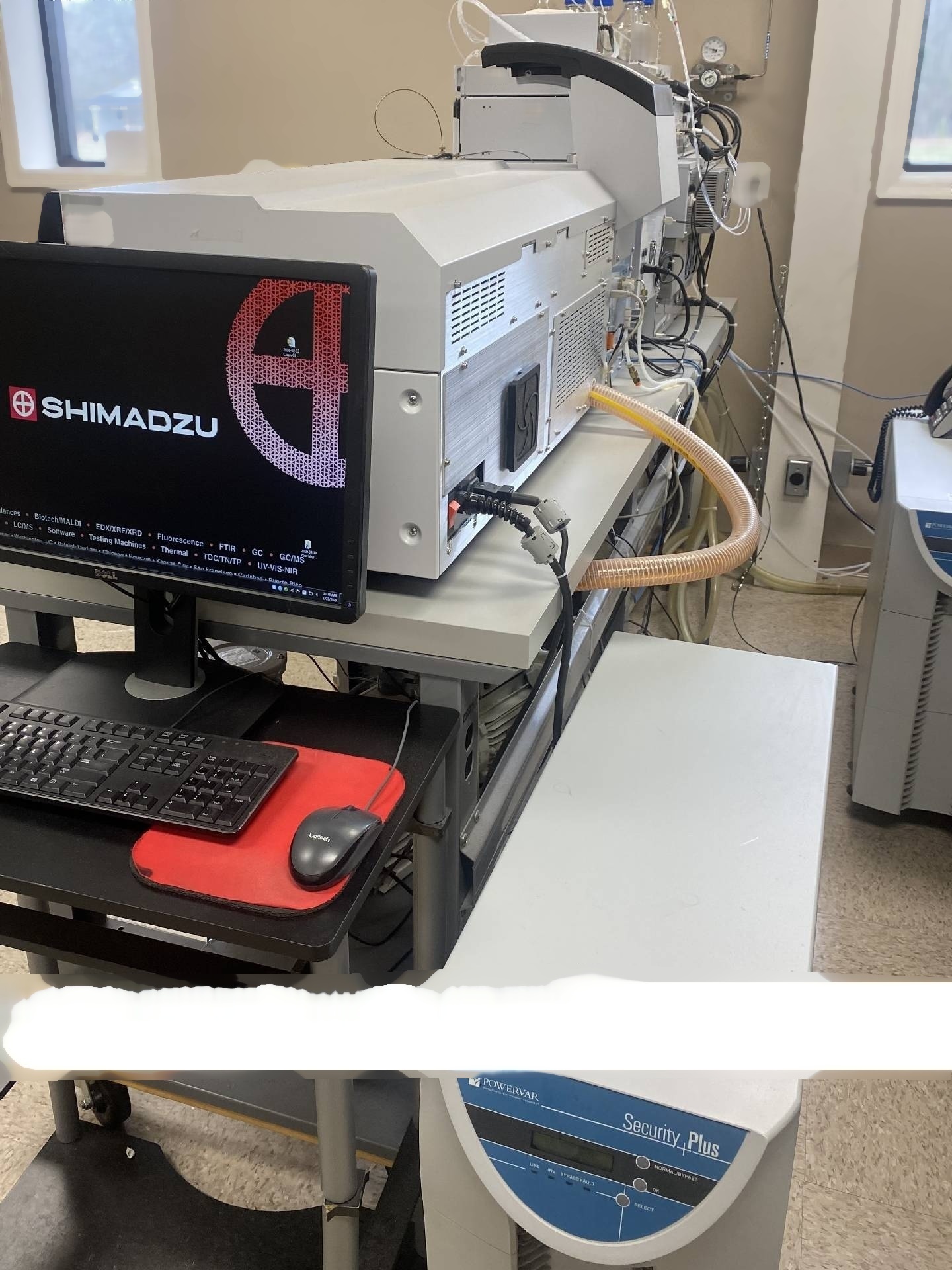 Photo Used SHIMADZU 8040 For Sale