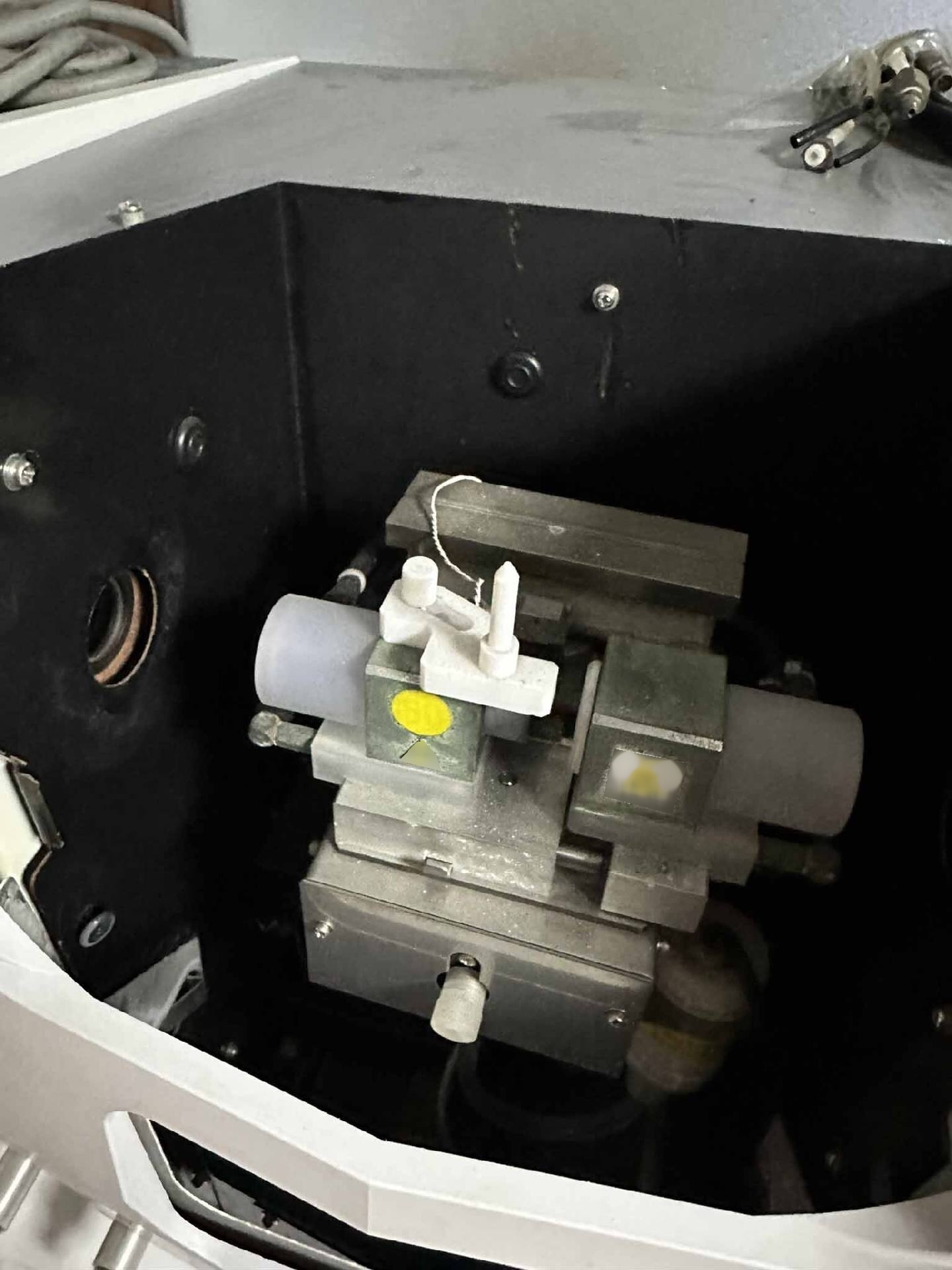 Foto Verwendet SHIMADZU AA-7000F Zum Verkauf