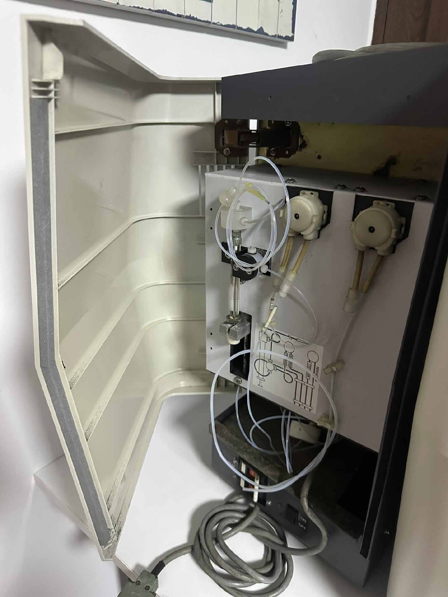 Foto Verwendet SHIMADZU AA-7000F Zum Verkauf