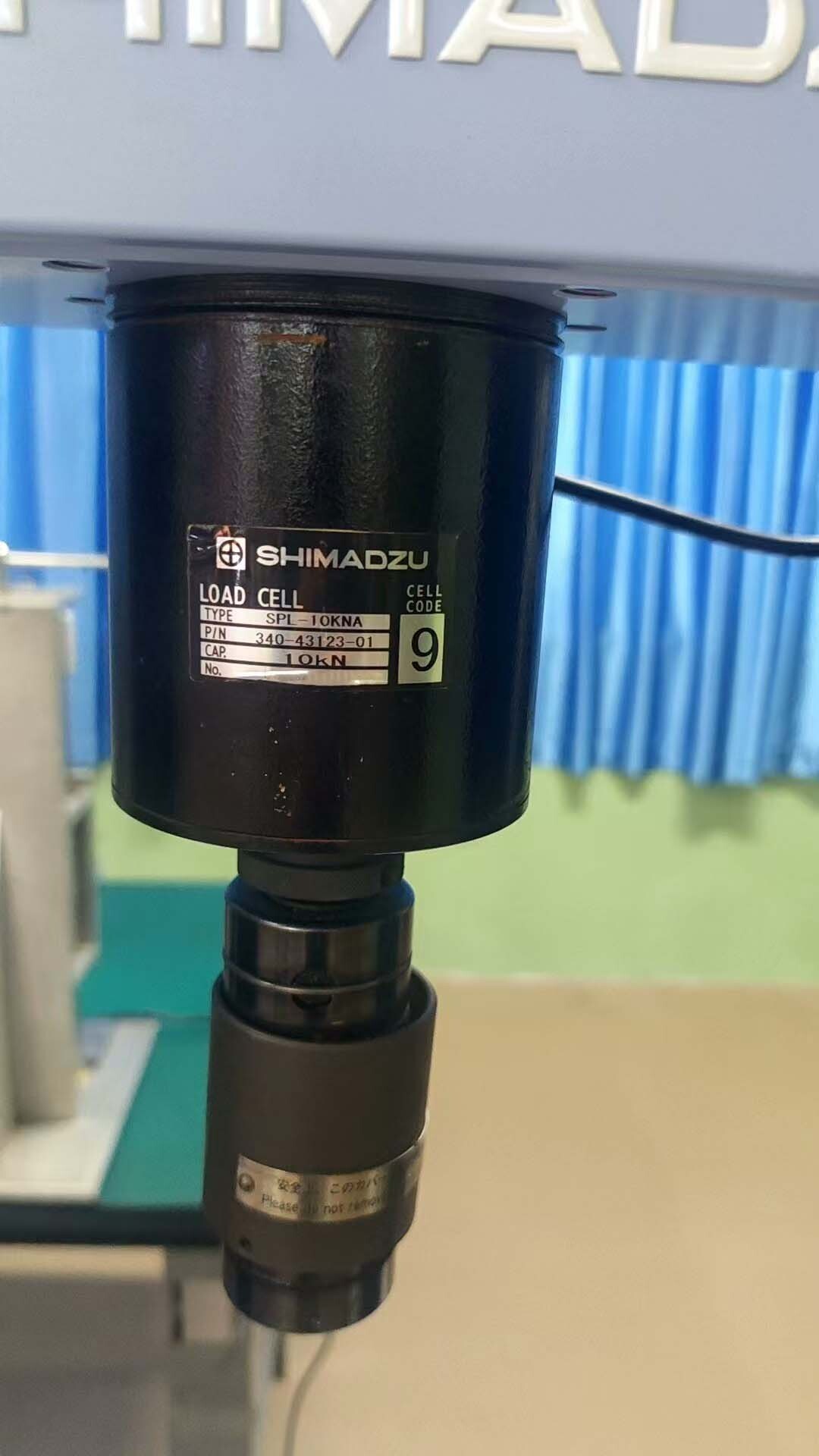 Foto Verwendet SHIMADZU AG-Xplus Zum Verkauf