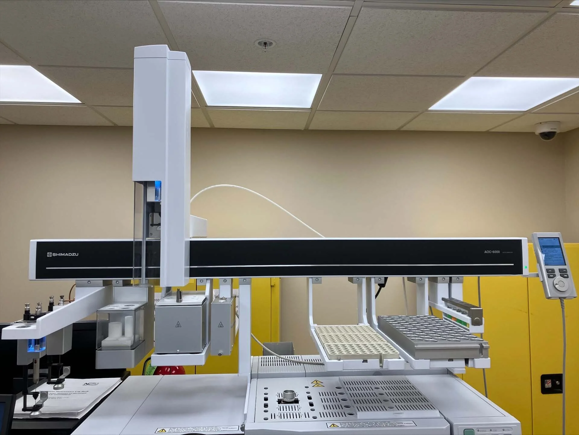 SHIMADZU AOC-6000 Spectrometer used for sale price #293646408