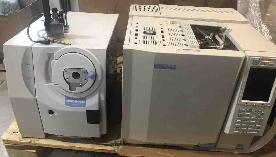 Photo Used SHIMADZU GC 2010 For Sale