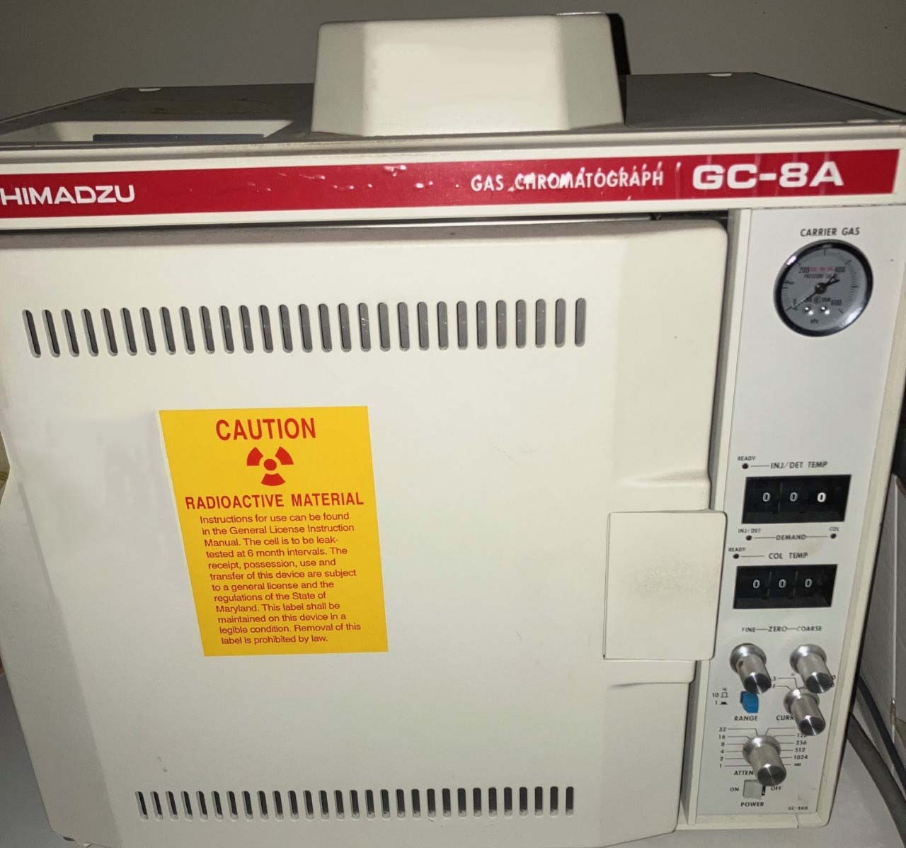 Photo Used SHIMADZU GC-8A For Sale