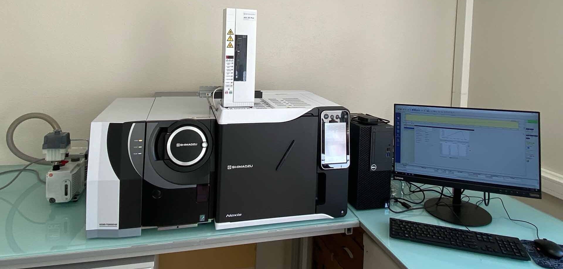 Photo Used SHIMADZU GCMS-TQ8050 NX For Sale