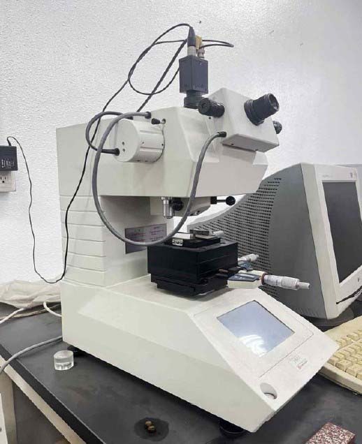 SHIMADZU HMV-2 Photo Used SHIMADZU HMV-2 For Sale