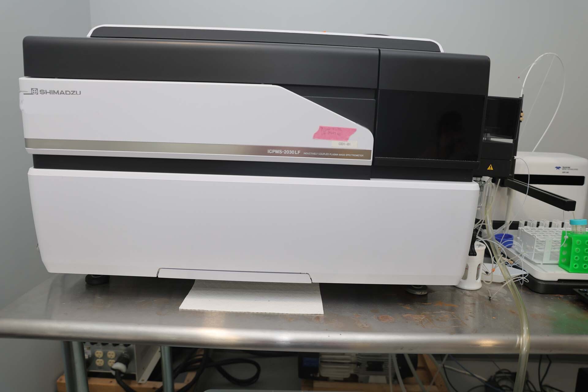 Photo Utilisé SHIMADZU ICPMS-2030LF À vendre