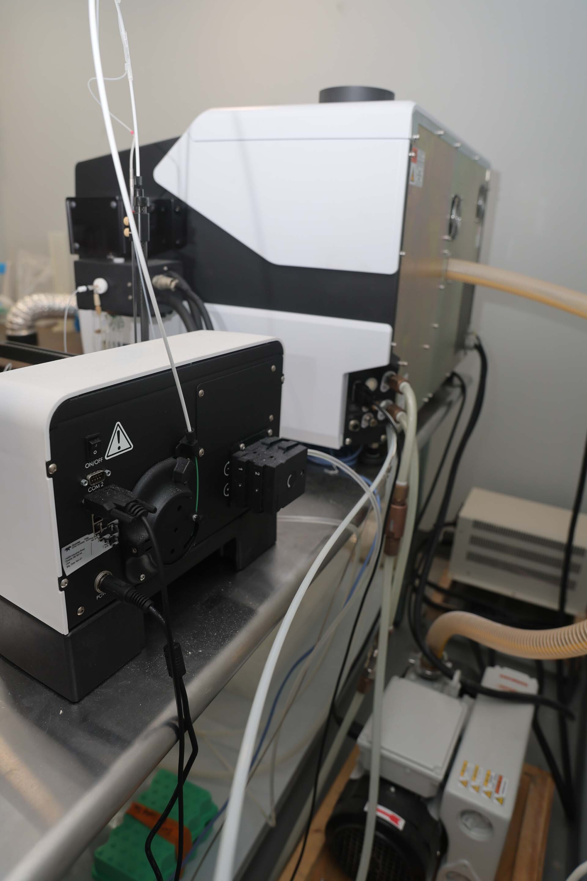 Photo Utilisé SHIMADZU ICPMS-2030LF À vendre