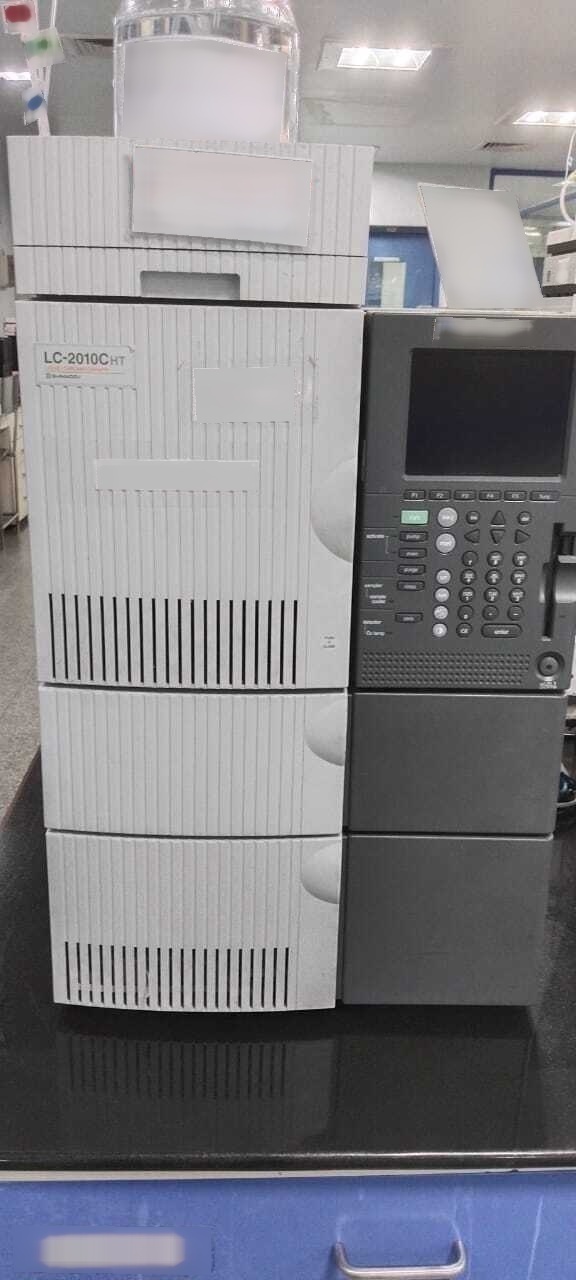 フォト（写真） 使用される SHIMADZU LC-2010C HT 販売のために