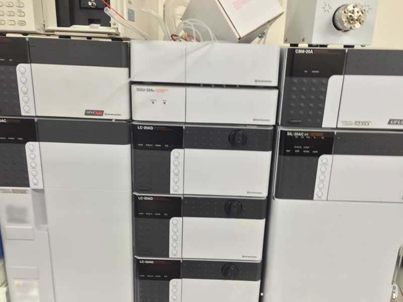 SHIMADZU LC-20 分光計 はセール価格 #293586111 で使用されてい SHIMADZU LC-20 分光計 はセール価格 #293586111 で使用されてい