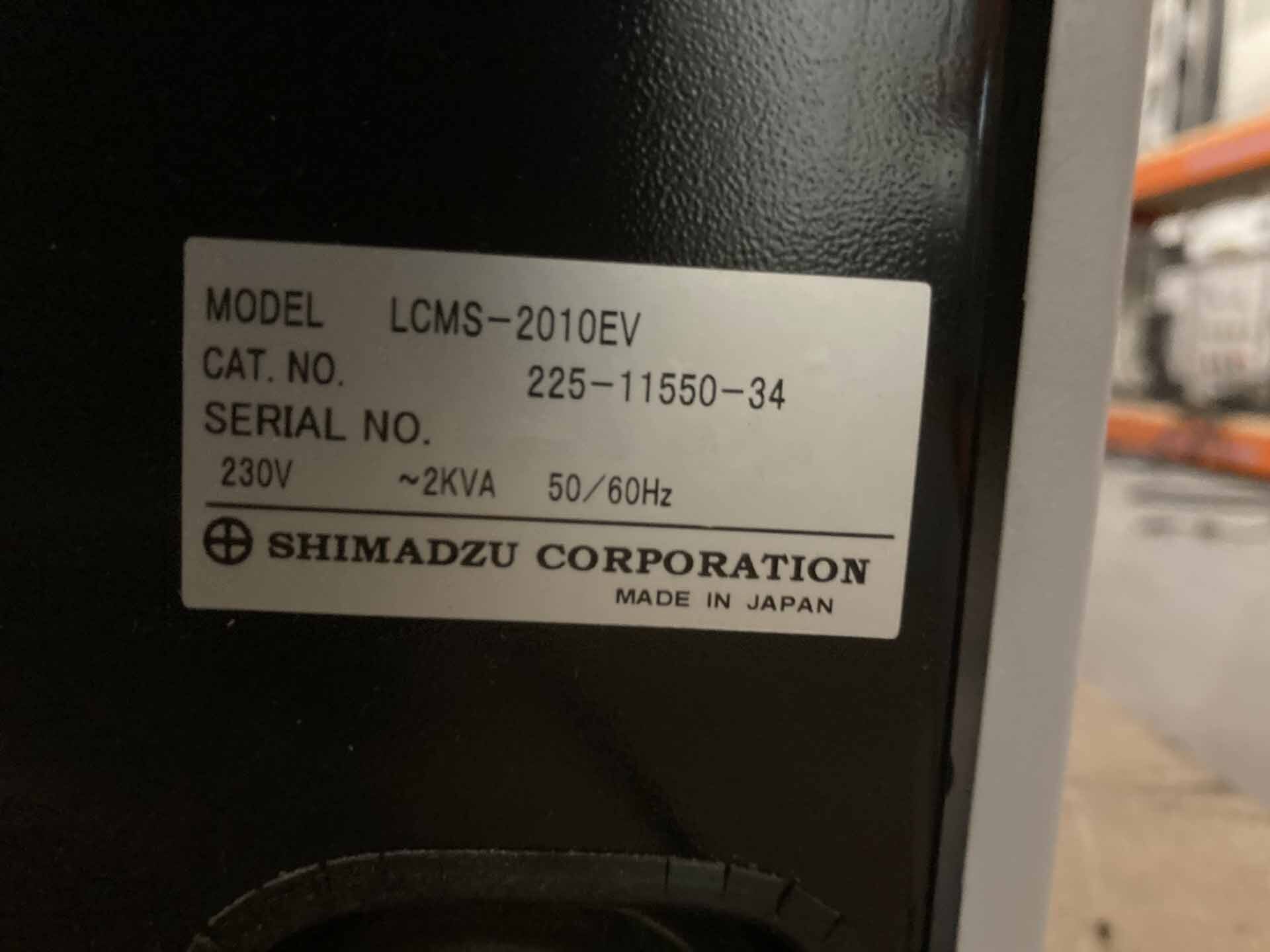 사진 사용됨 SHIMADZU LCMS-2010 EV 판매용