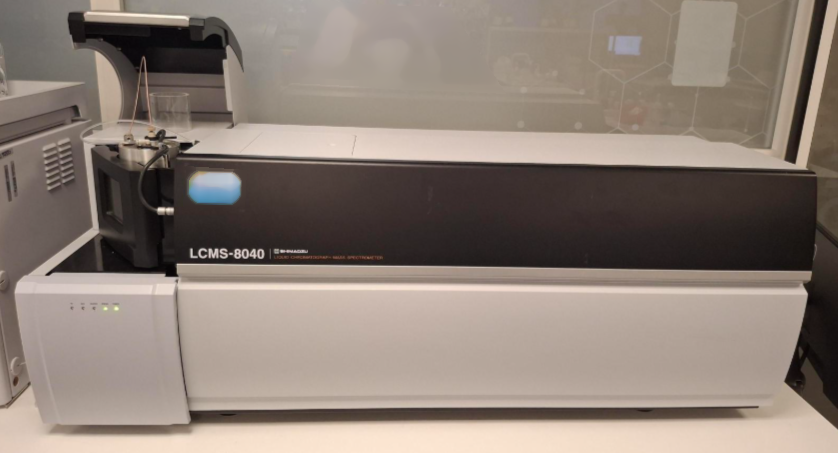 圖為 已使用的 SHIMADZU LCMS-8040 待售