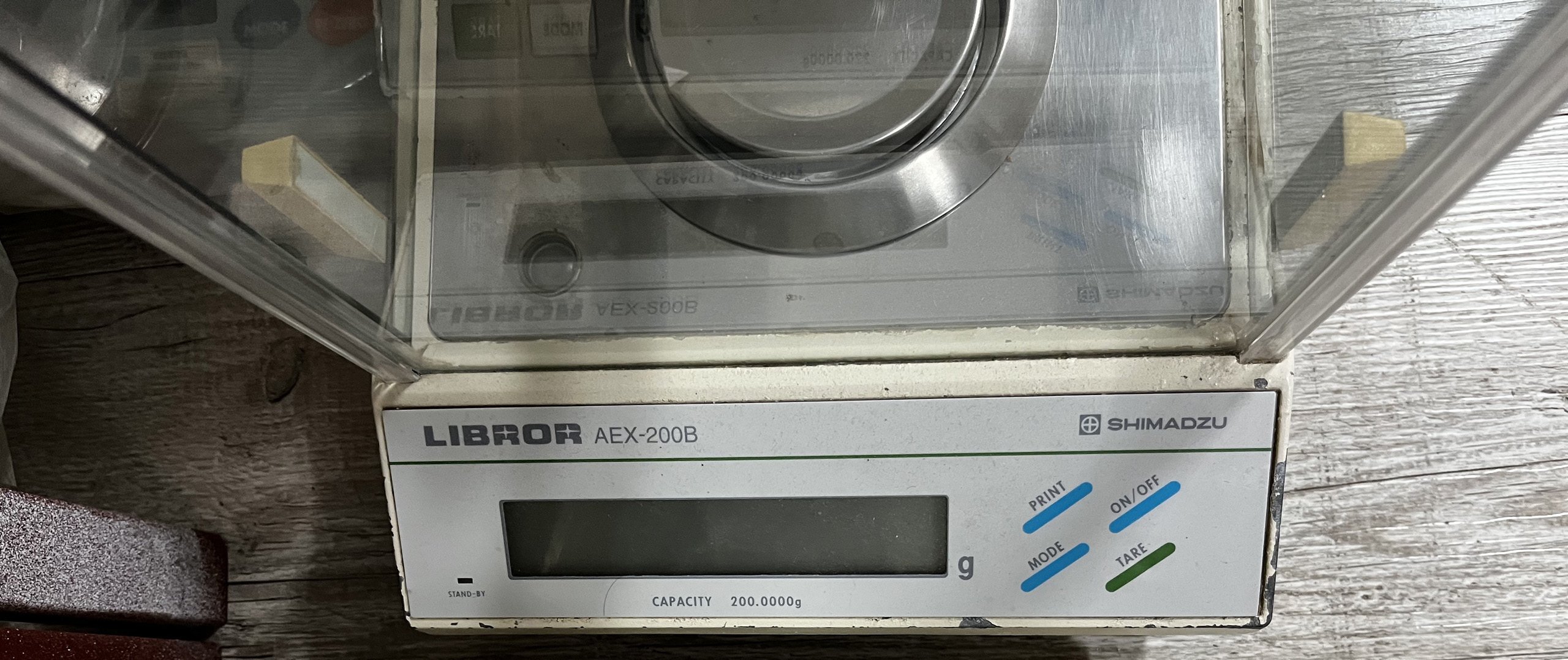 Photo Utilisé SHIMADZU LIBROR AEX-200B À vendre