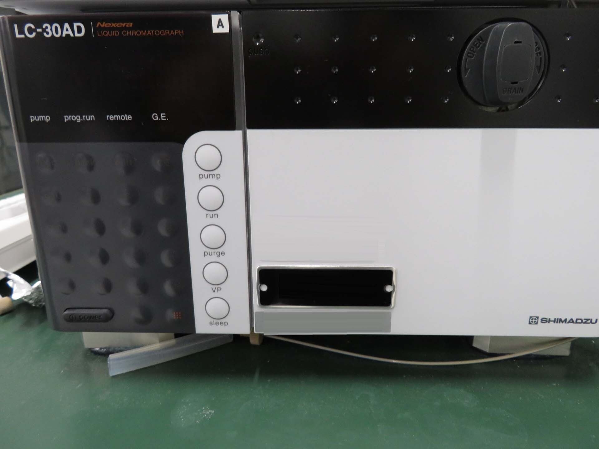 图为 已使用的 SHIMADZU Lot of equipment 待售